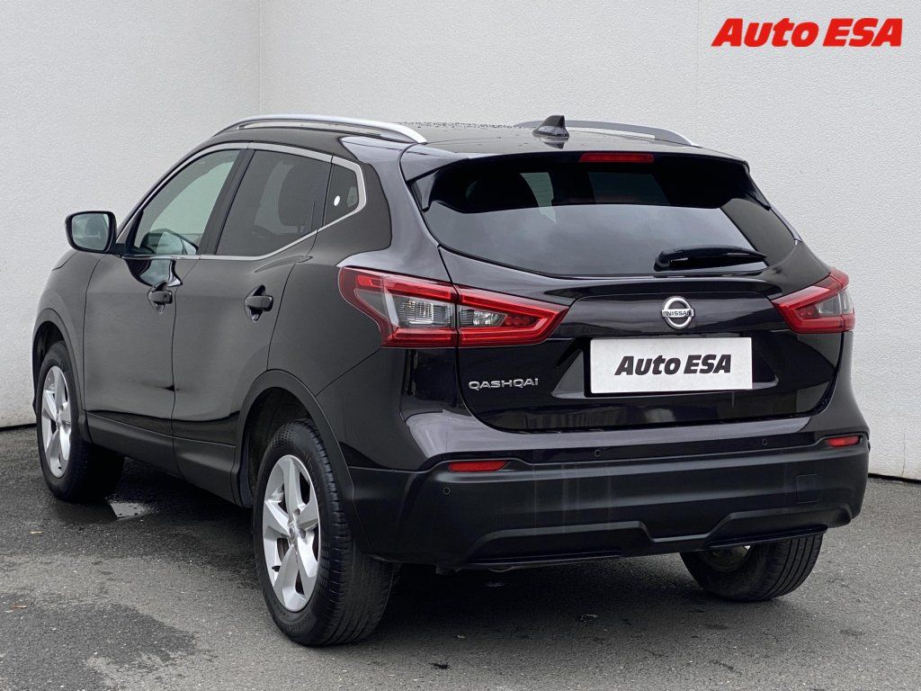 Nissan Qashqai, 1.2DiG-T,Acenta,navi,panor - fotka 6
