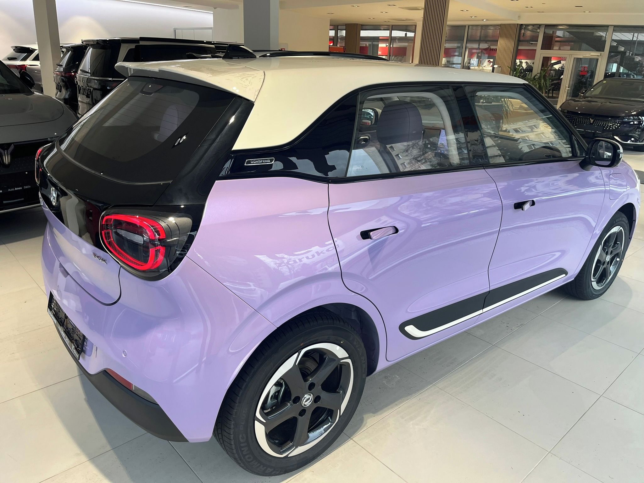 Dongfeng Box, 42,3 kWh E3 70 kW Akce - fotka 6