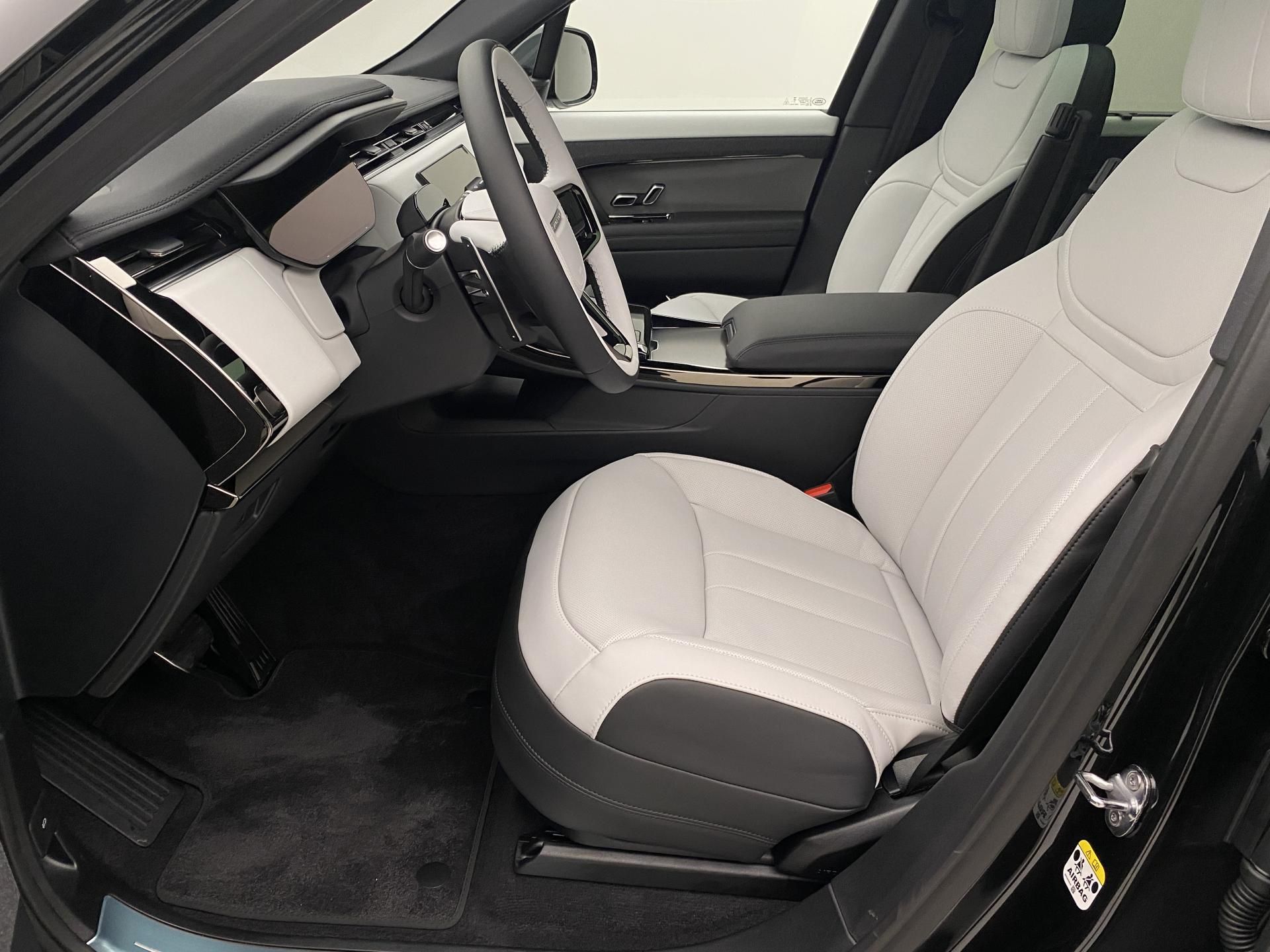 Land Rover Range Rover Sport, D300 DYNAMIC HSE AWD AUT - fotka 3