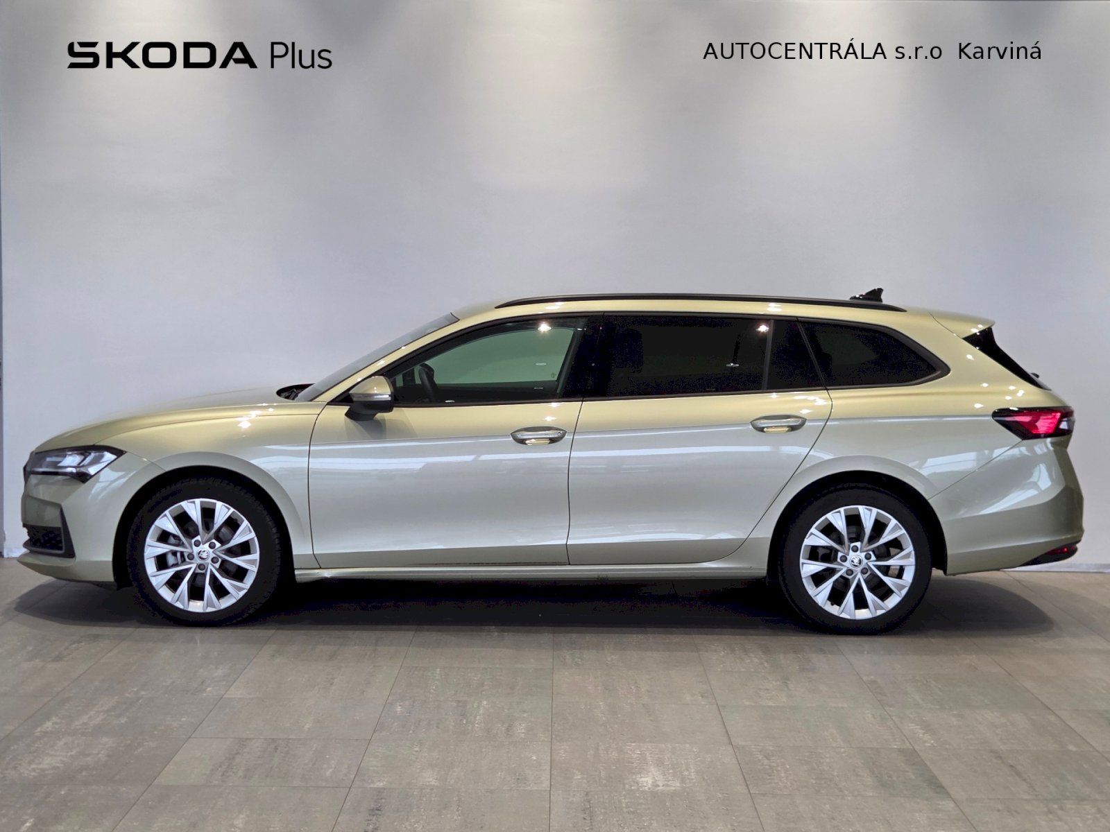 Škoda Superb, Combi DSG 2,0 TDI / 110 kW Sel - fotka 3