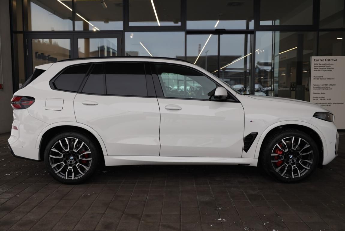 BMW X5, xDrive30d - fotka 3