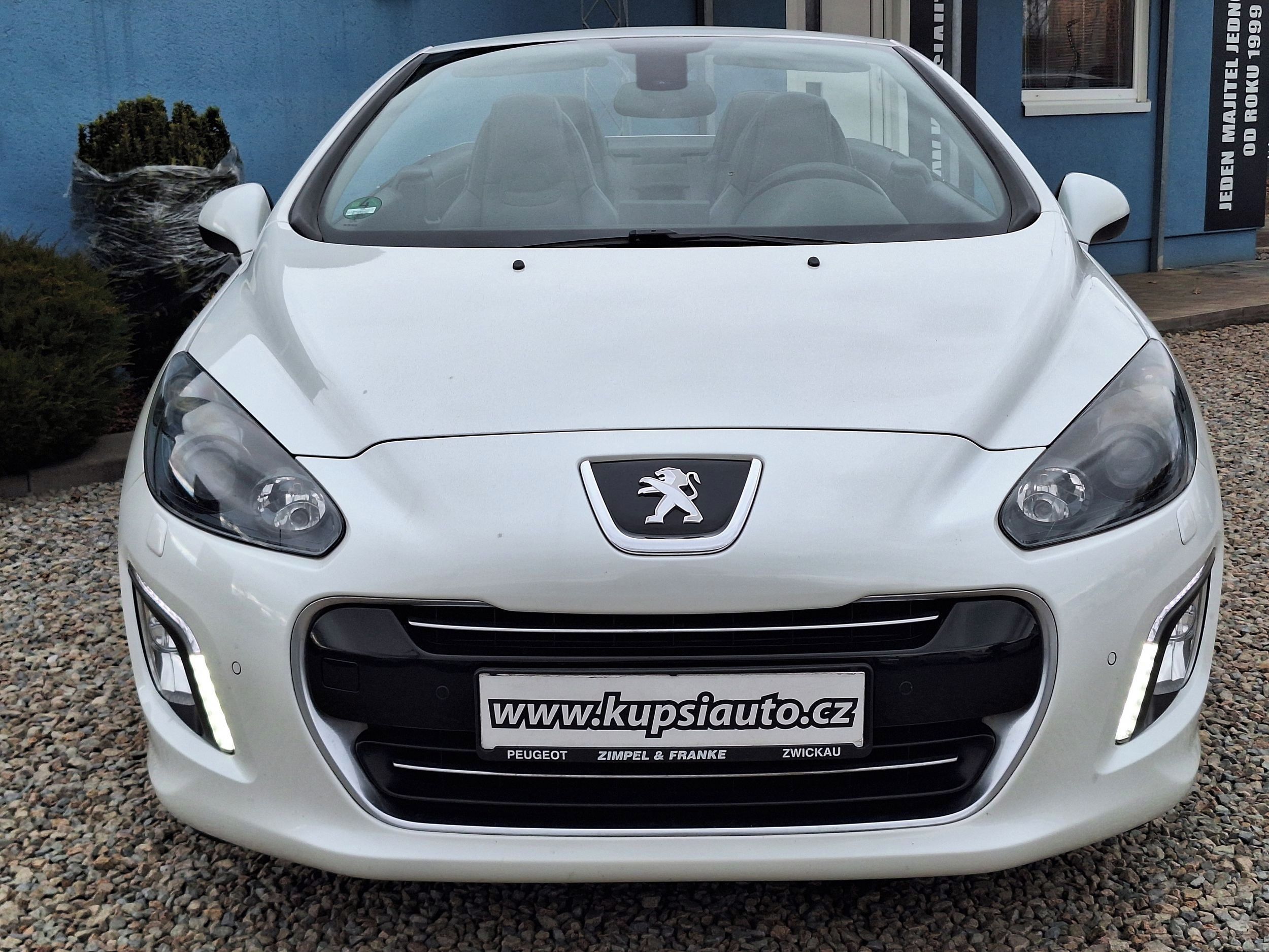Peugeot 308, CC 2,0HDi TOP VÝBAVA - fotka 5