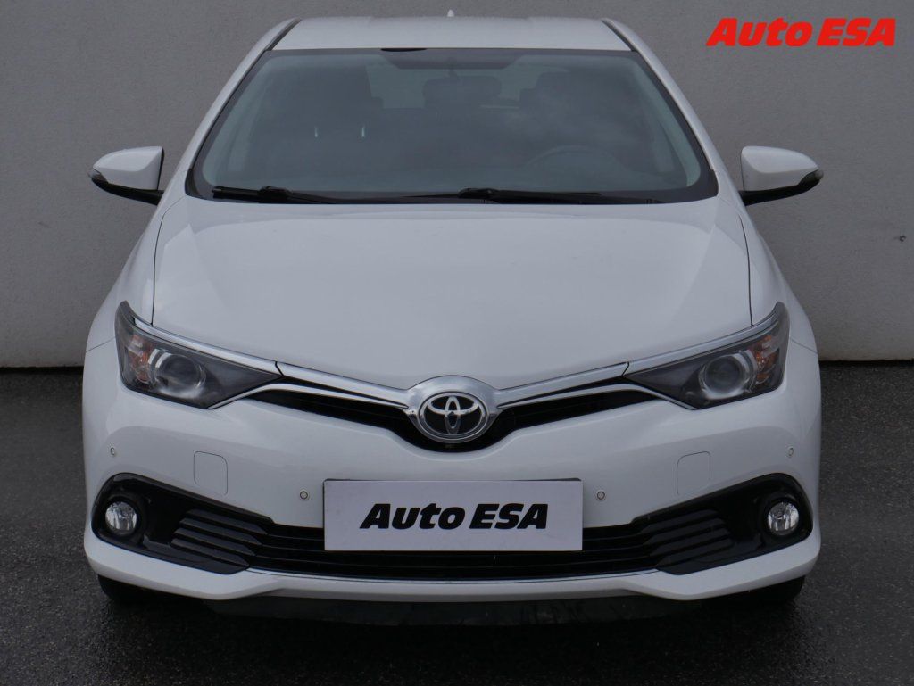 Toyota Auris, 1.6i,ČR,AC,kamera - fotka 2