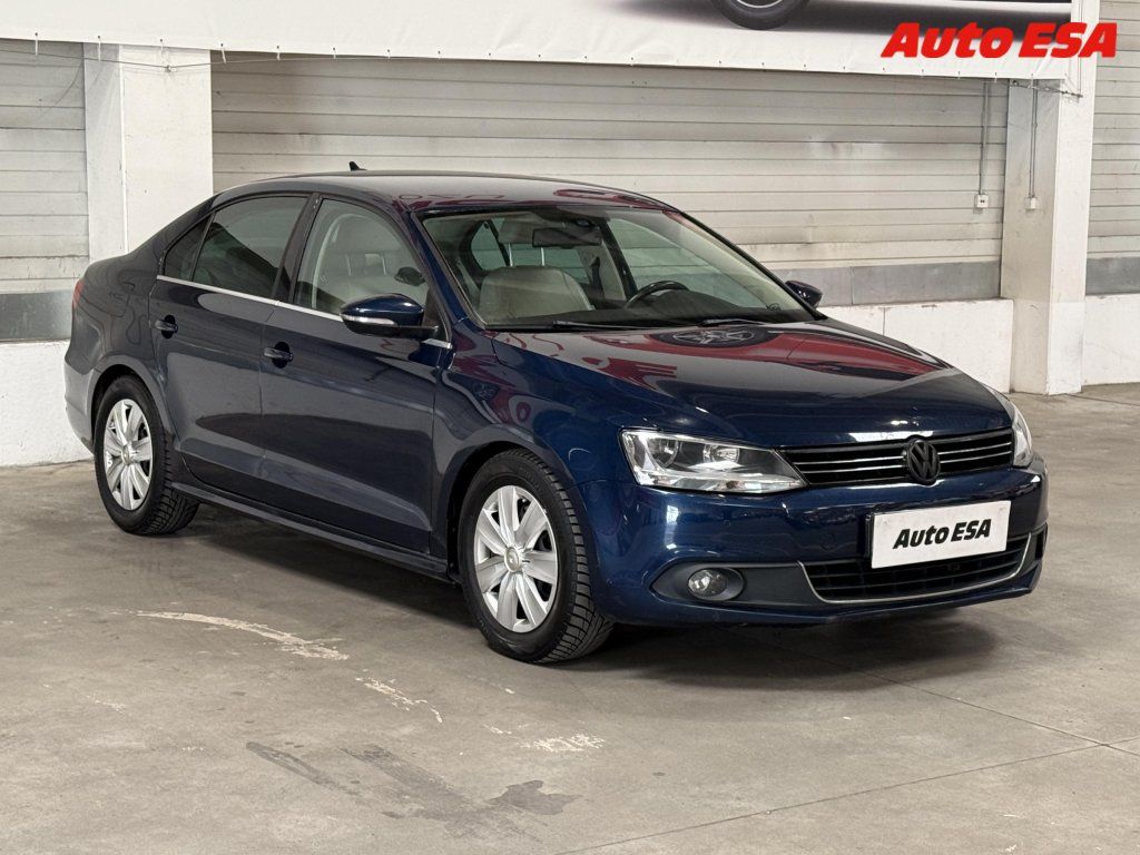 Volkswagen Jetta, 1.4TSi,AC,výhřev sed
