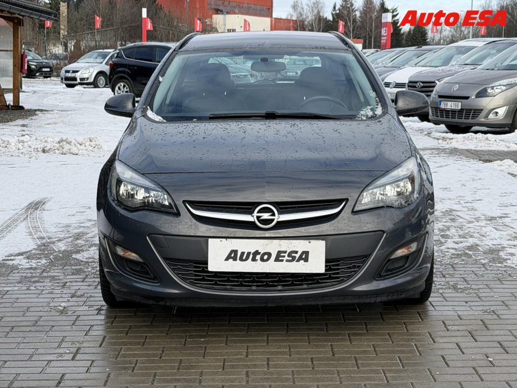 Opel Astra, 1.6CDTi,AC,tempo - fotka 2