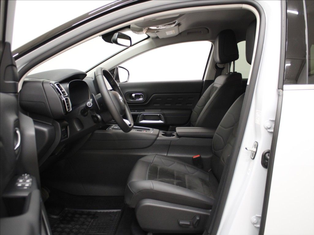 Citroën C5 Aircross, 1,5 HDi 96kW AT Max.19tkm ČR - fotka 6