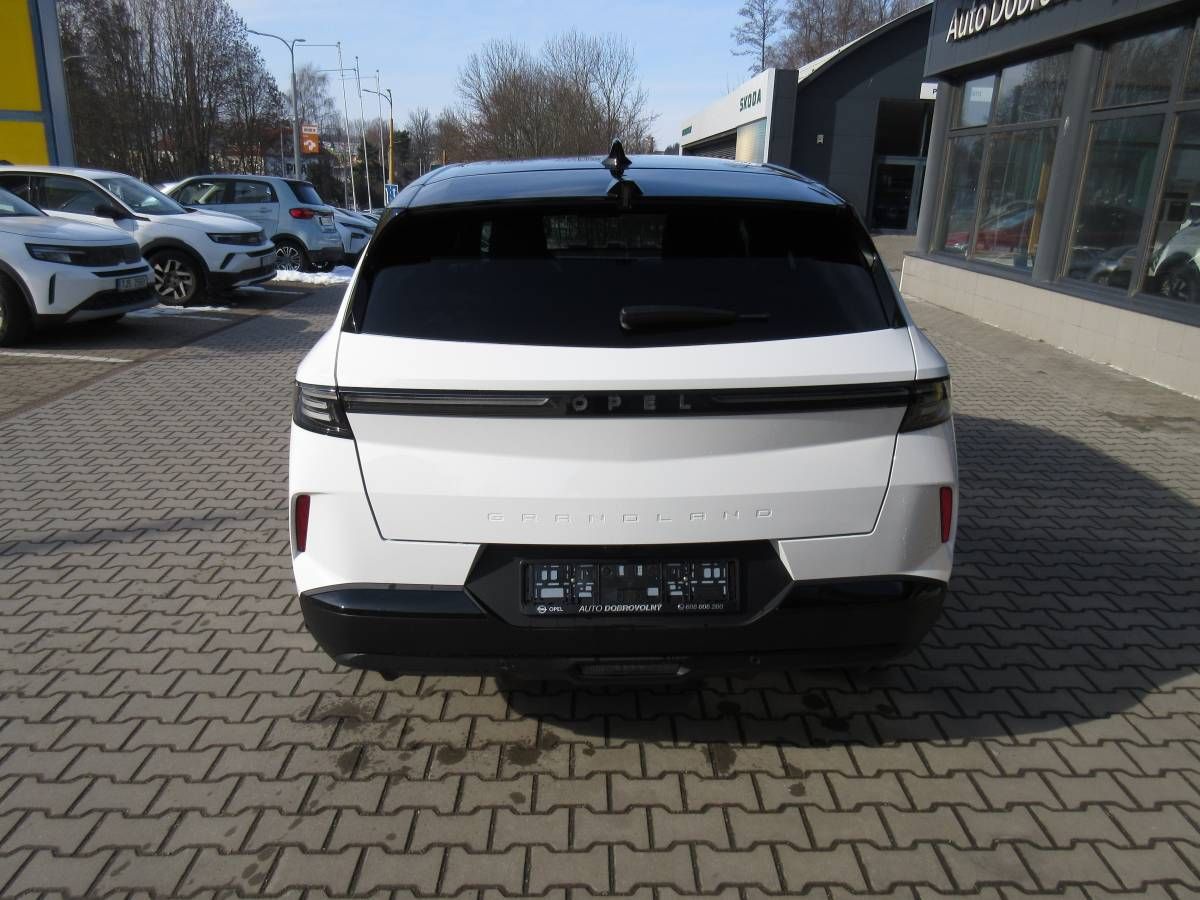 Opel Grandland, GS Hybrid 1.2 TURBO (107kW/145 - fotka 4