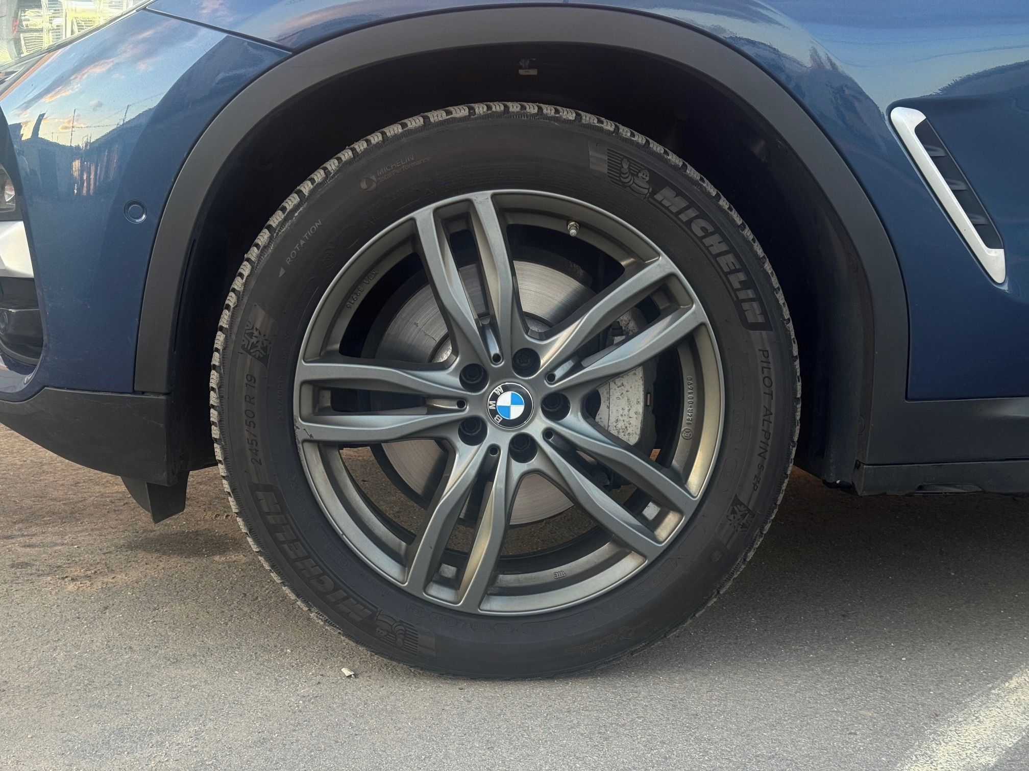 BMW X3, 30d xDrive - fotka 5