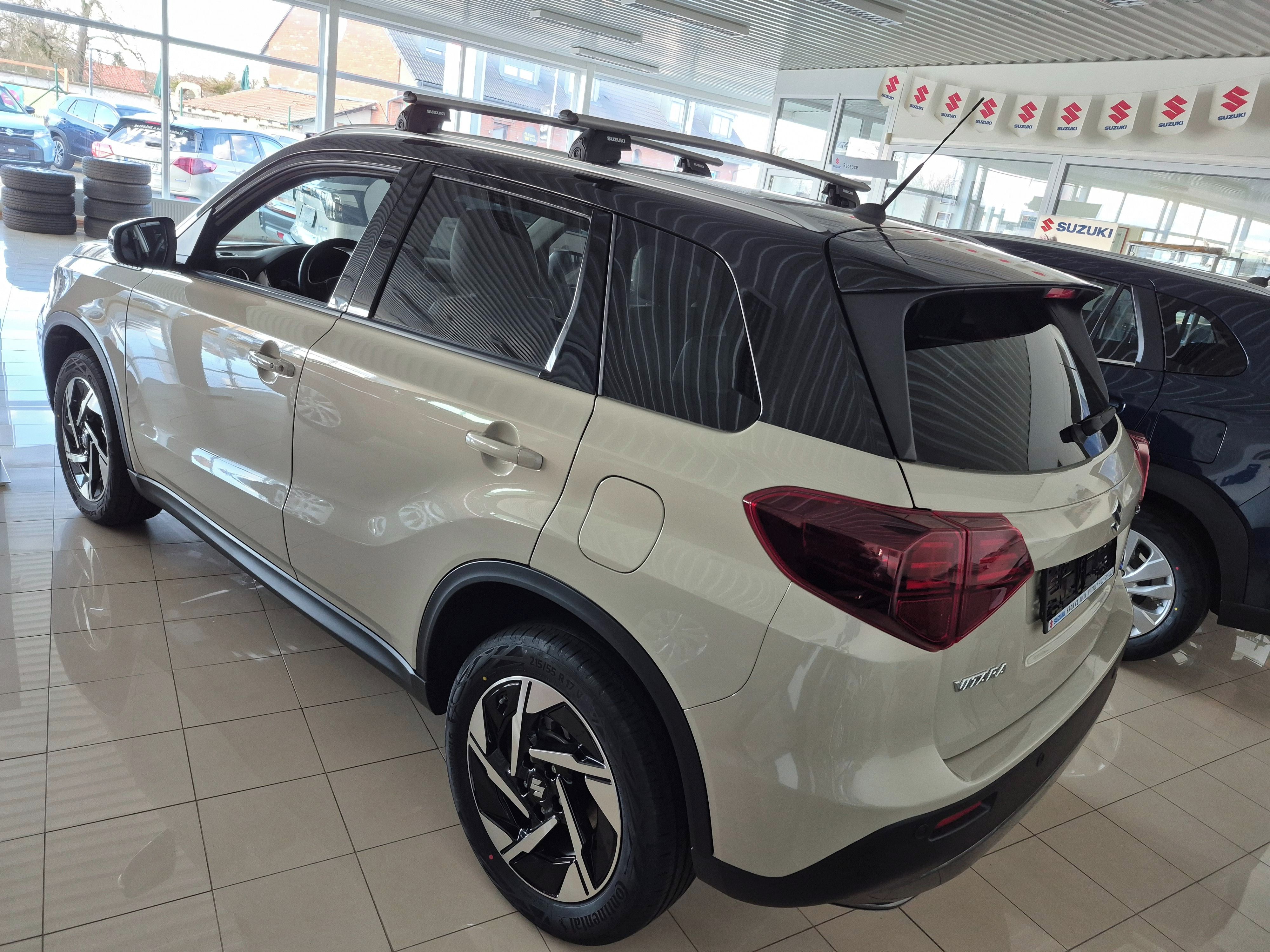 Suzuki Vitara, 1,4 Elegance automat+ SADA KOL - fotka 4