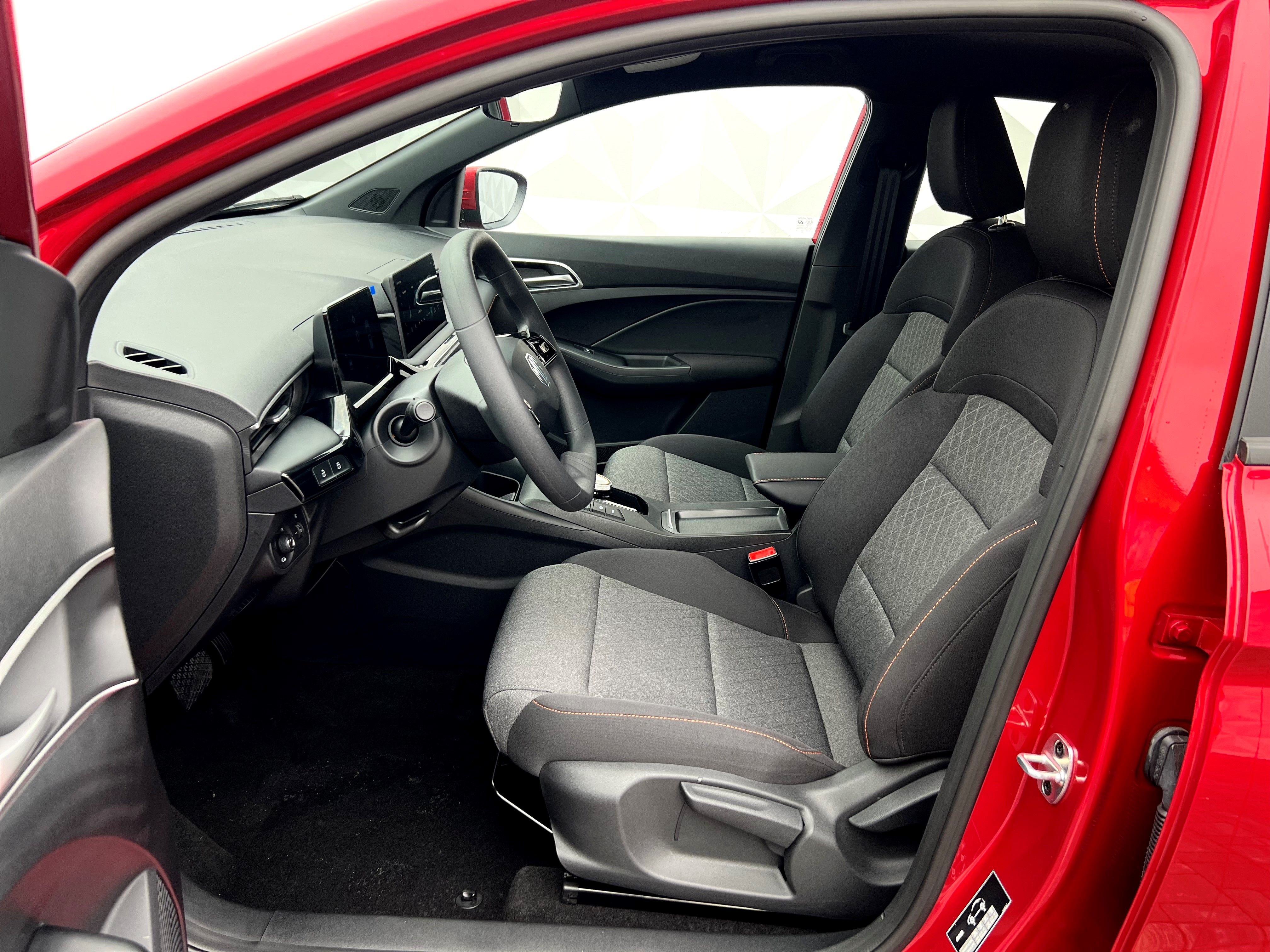 MG MG3, HEV EMOTION 1.5 - fotka 3