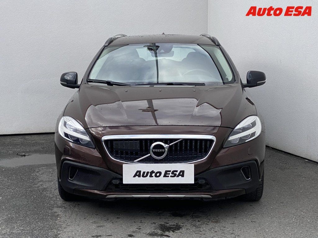 Volvo V40, 2.0 D3,Cross Country,AT - fotka 2