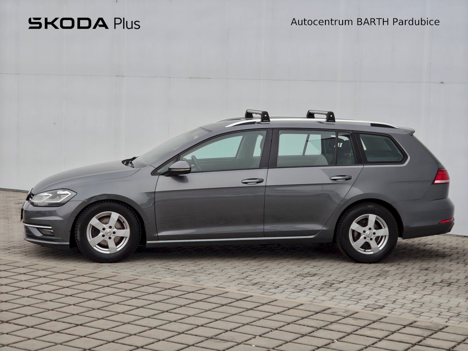 Volkswagen Golf, Variant / 1,0 TSI / 81 kW / Ma - fotka 3