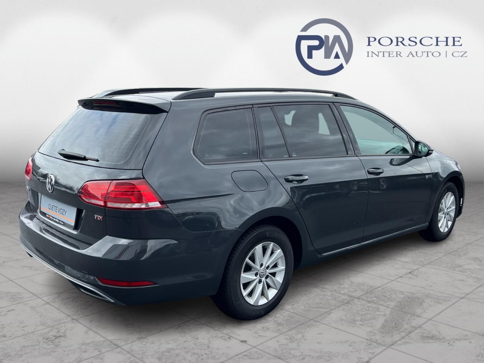 Volkswagen Golf, 1.6TDi Comfortline 85kW - fotka 2