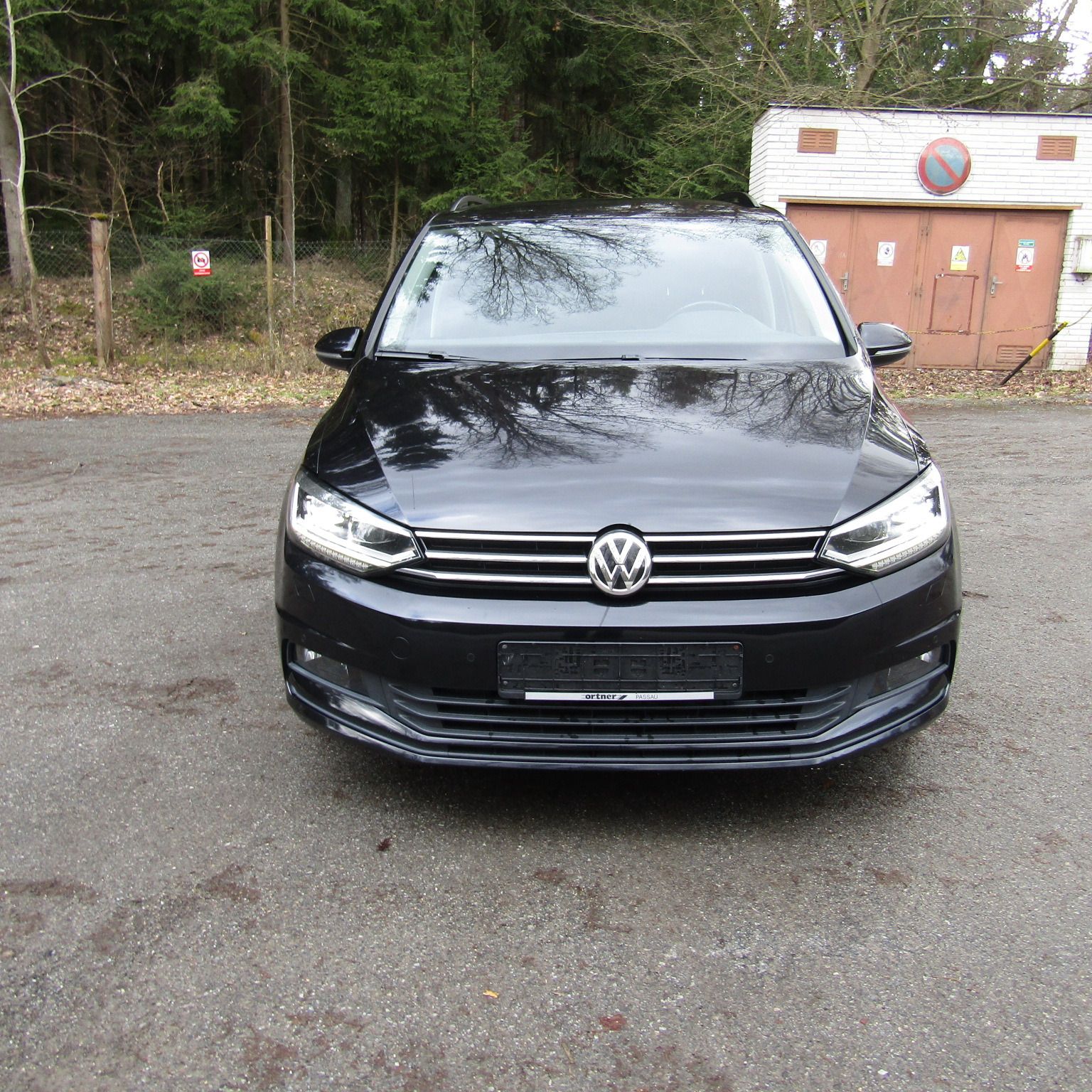 Volkswagen Touran, 1,6TDi 85kw, Comfort, FULL LED - fotka 2