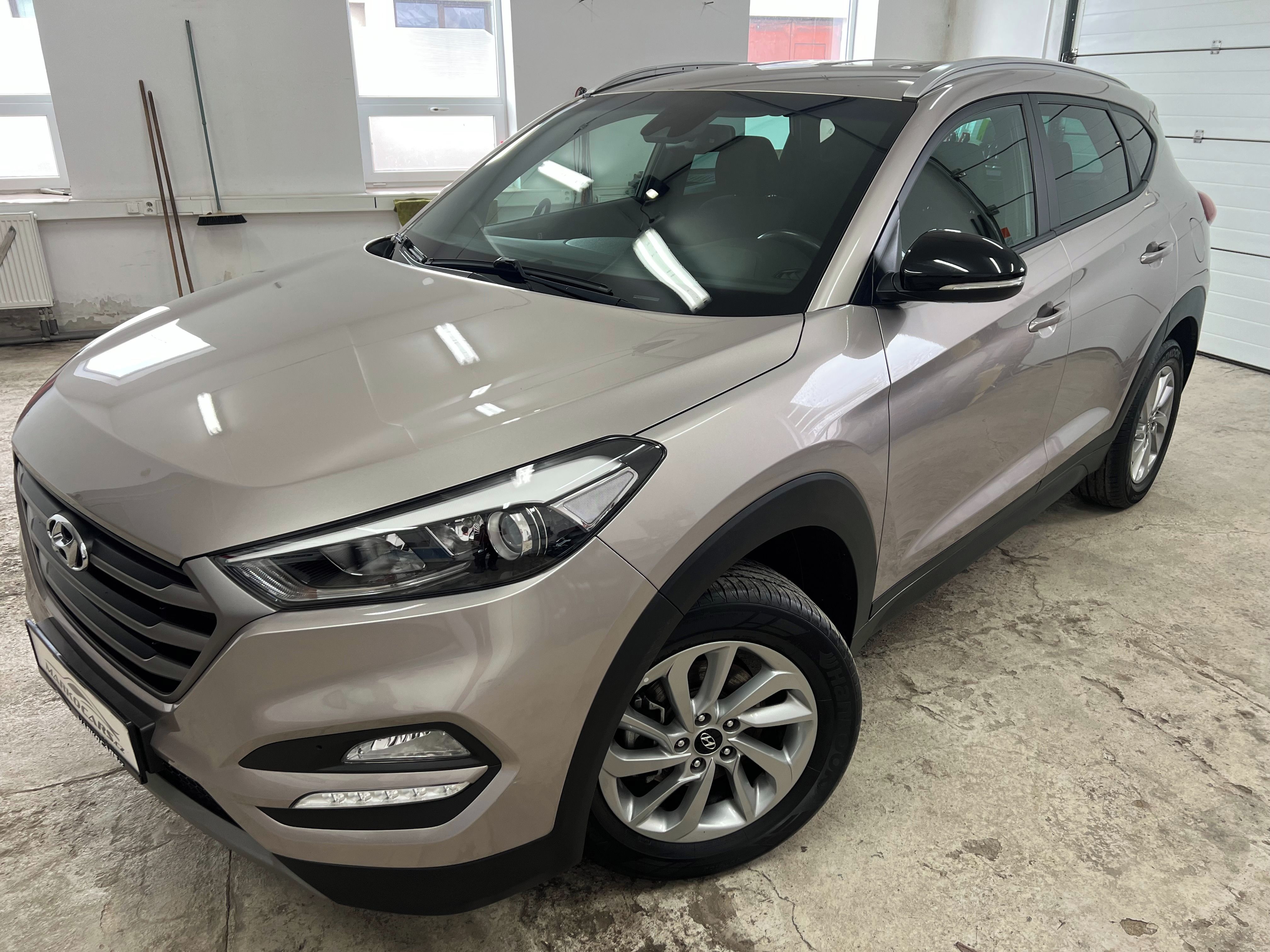 Hyundai Tucson, 1.6 GDi SERVISKA NAVI TAŽNÉ Z.