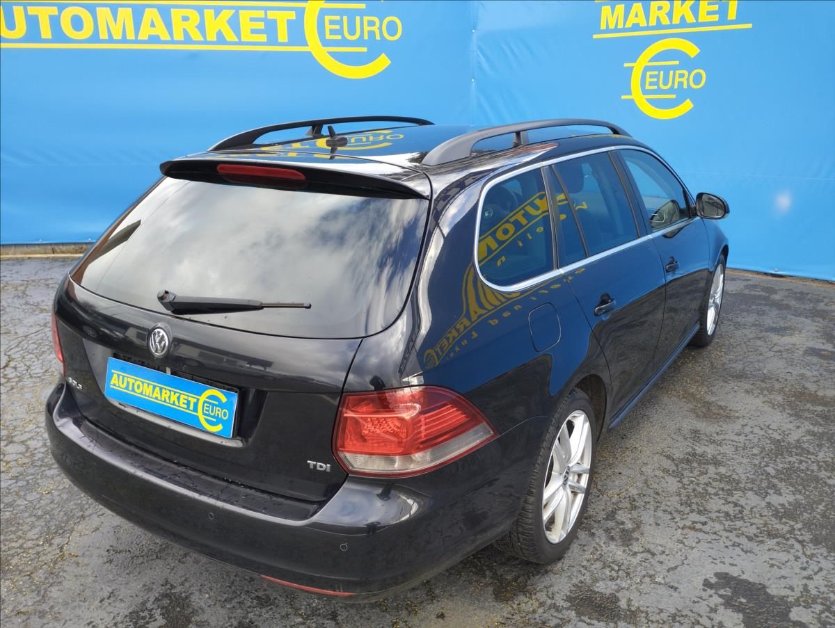 Volkswagen Golf, 1,6 TDi 77KW - fotka 4