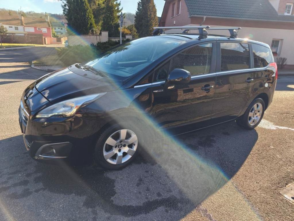 Peugeot 5008, 1,6HDi+SAT NAVI+ZÁRUKA KM - fotka 3