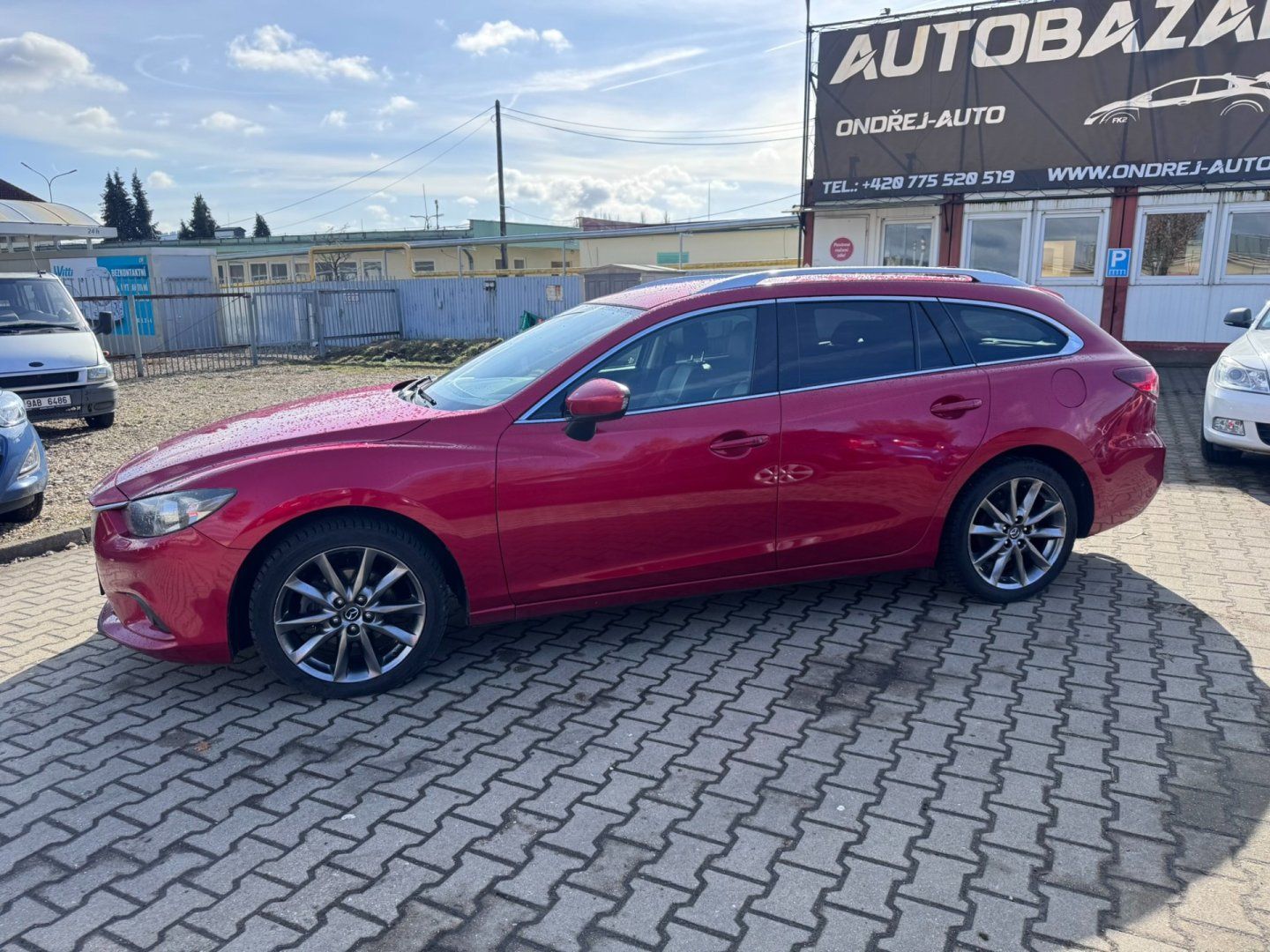 Mazda 6, 2,2D 129 KW TAŽNÉ ROZVODY ČR - fotka 3