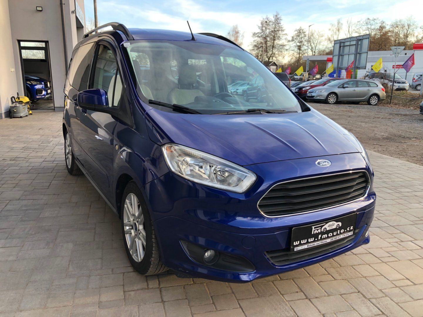 Ford Tourneo Courier, 1.0 EcoBoost - fotka 4