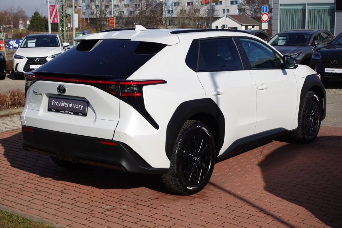 Toyota bZ4X, Prestige FWD - druhá sada komp - fotka 4