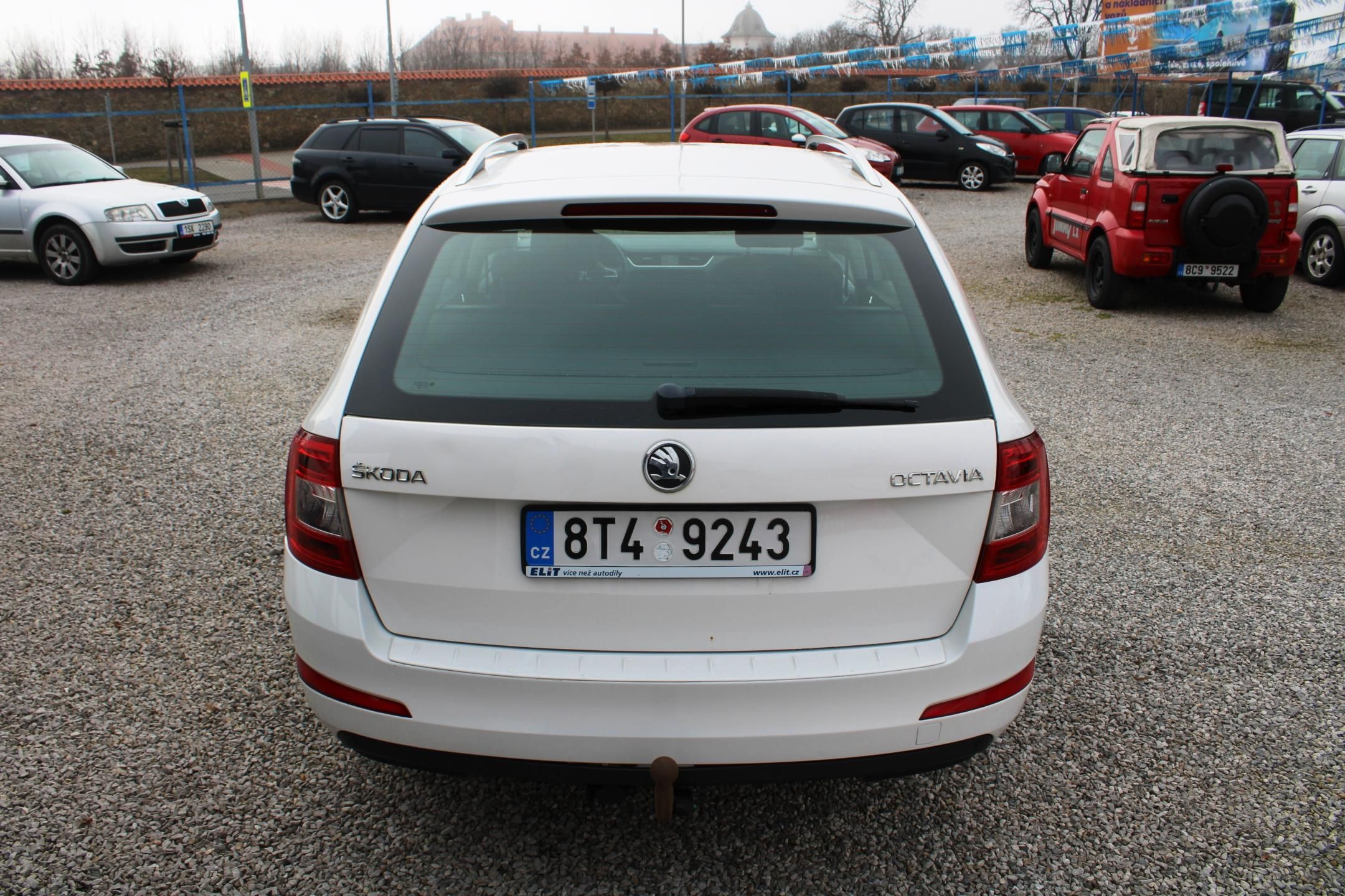 Škoda Octavia, 1,6TDI KLIMA TEMPOMAT EL.OKNA - fotka 6