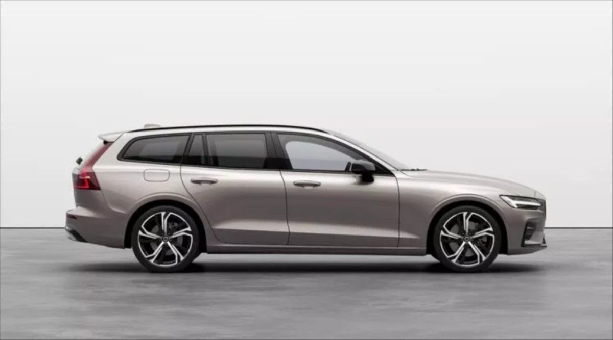 Volvo V60, 2,0 B4  Plus dark - fotka 3