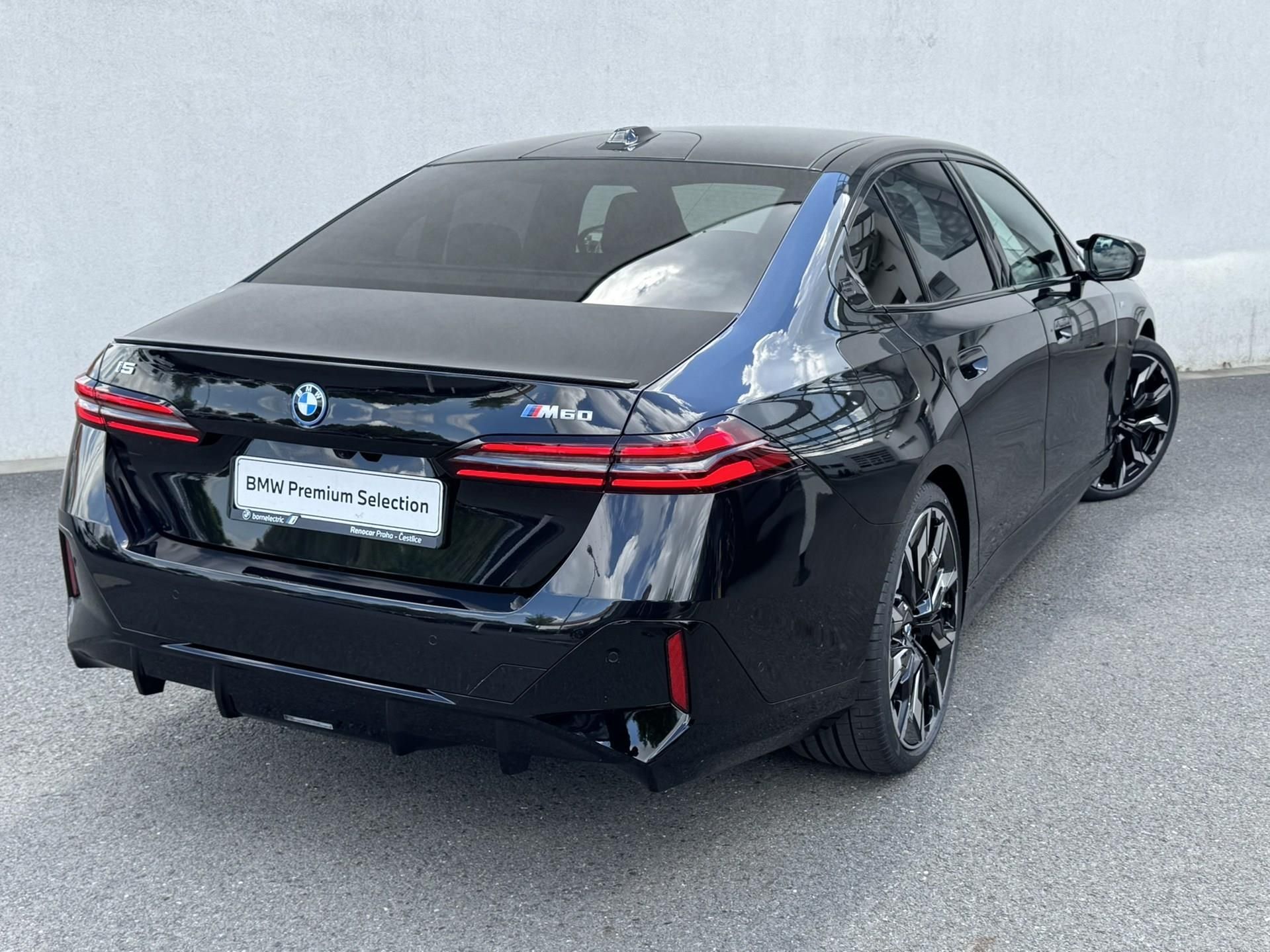 BMW i5, i5 M60 xDrive Sedan - fotka 2