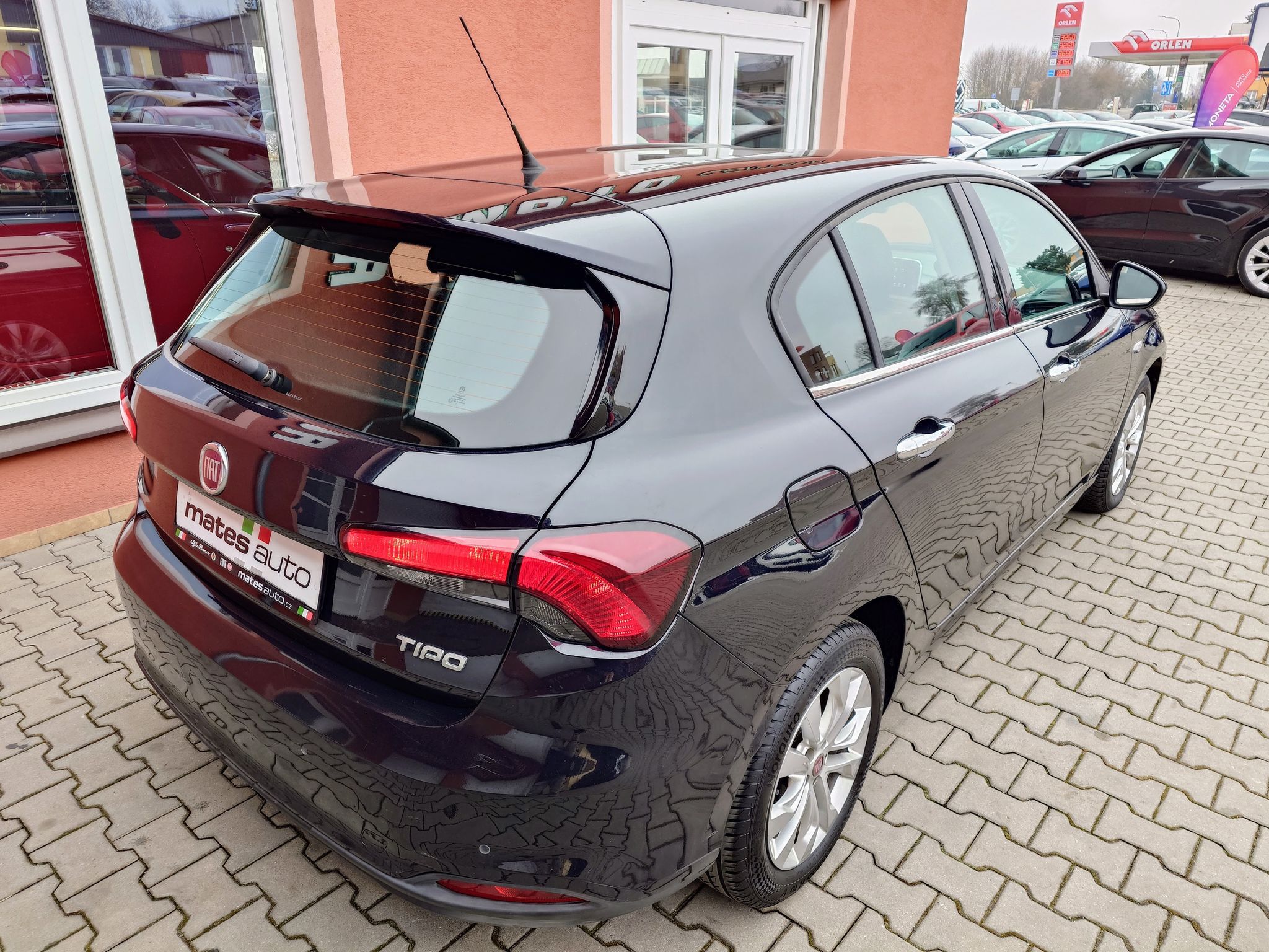 Fiat Tipo, 1.4 Lounge 70kW - fotka 6