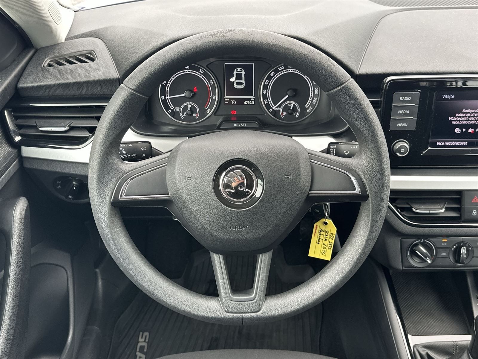 Škoda Scala, 1.0 TSI Ambition - fotka 6