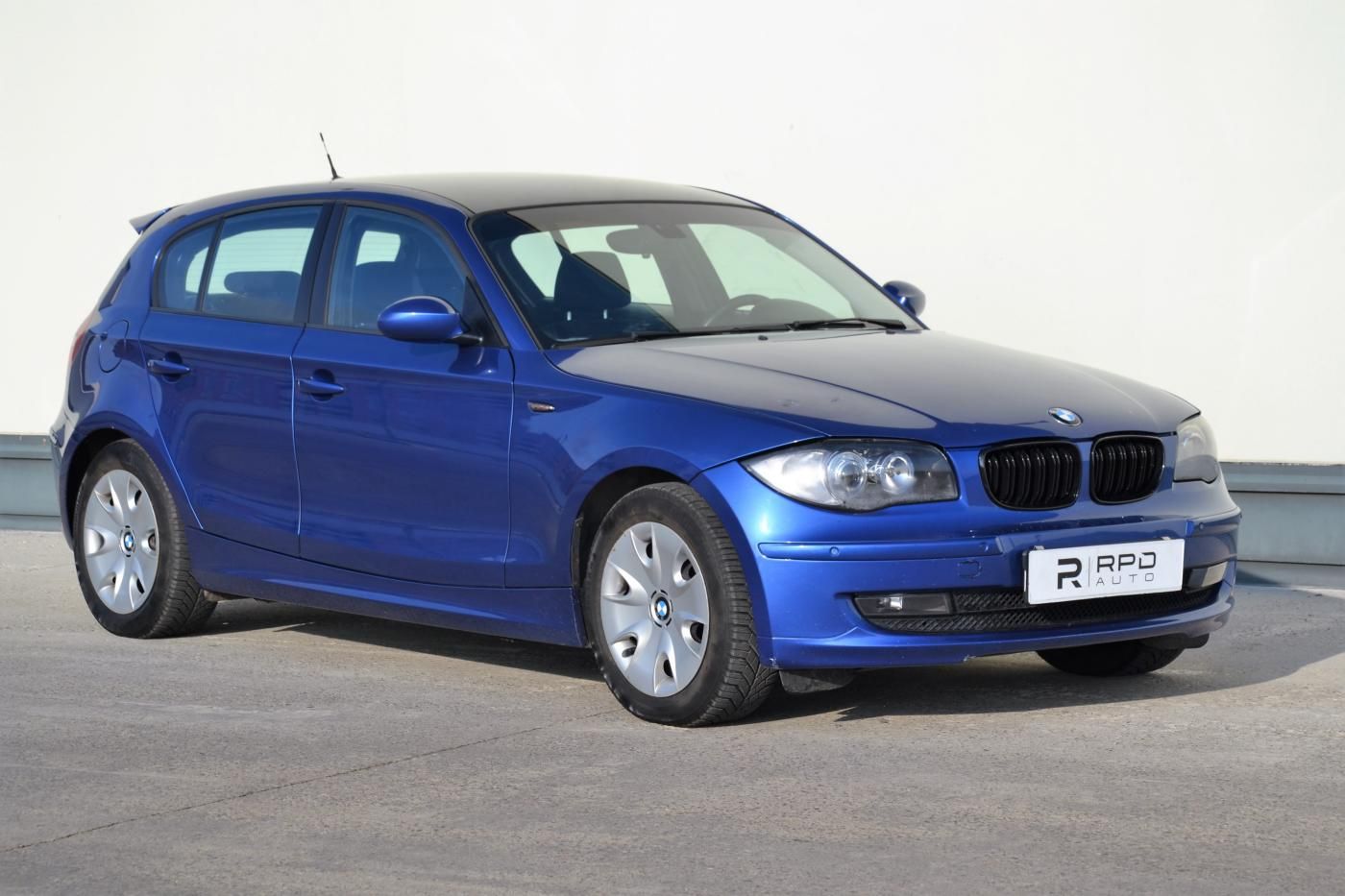 BMW Řada 1, 118i / 105 kW / MANUÁL - fotka 6