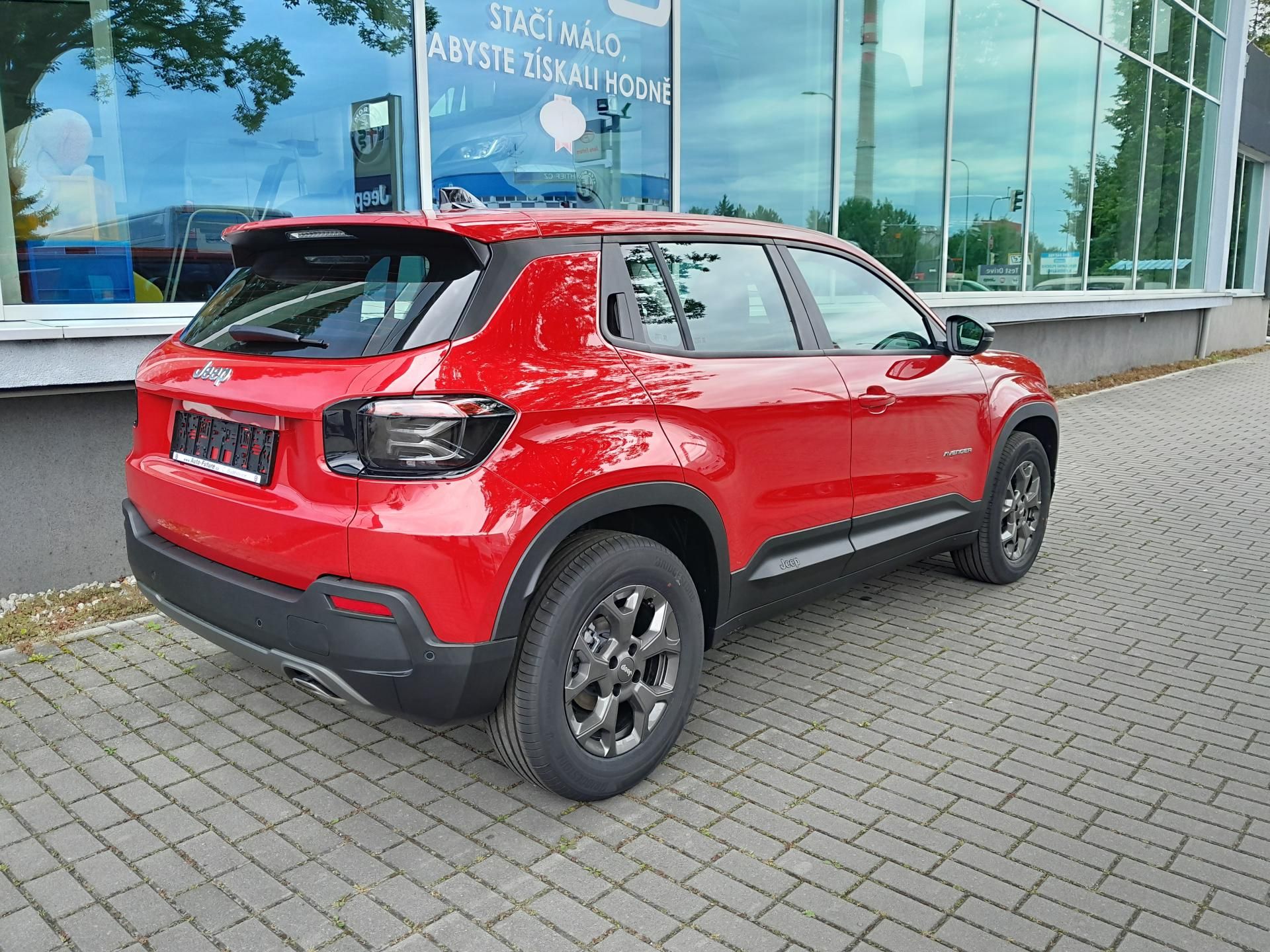 Jeep Avenger, Longitude 1,2 110PS automat - fotka 3