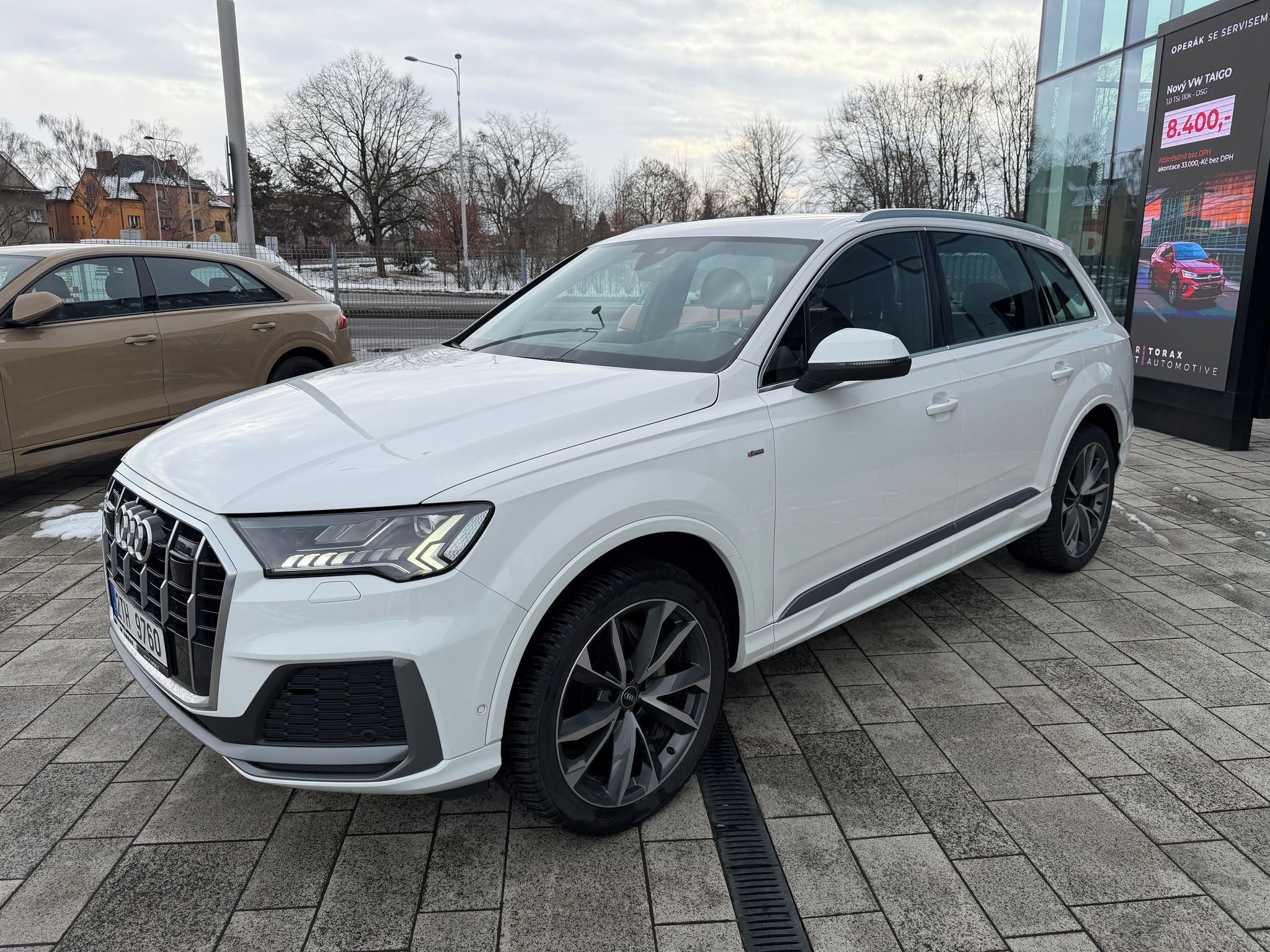 Audi Q7, S-Line  210kW Matrix - fotka 4
