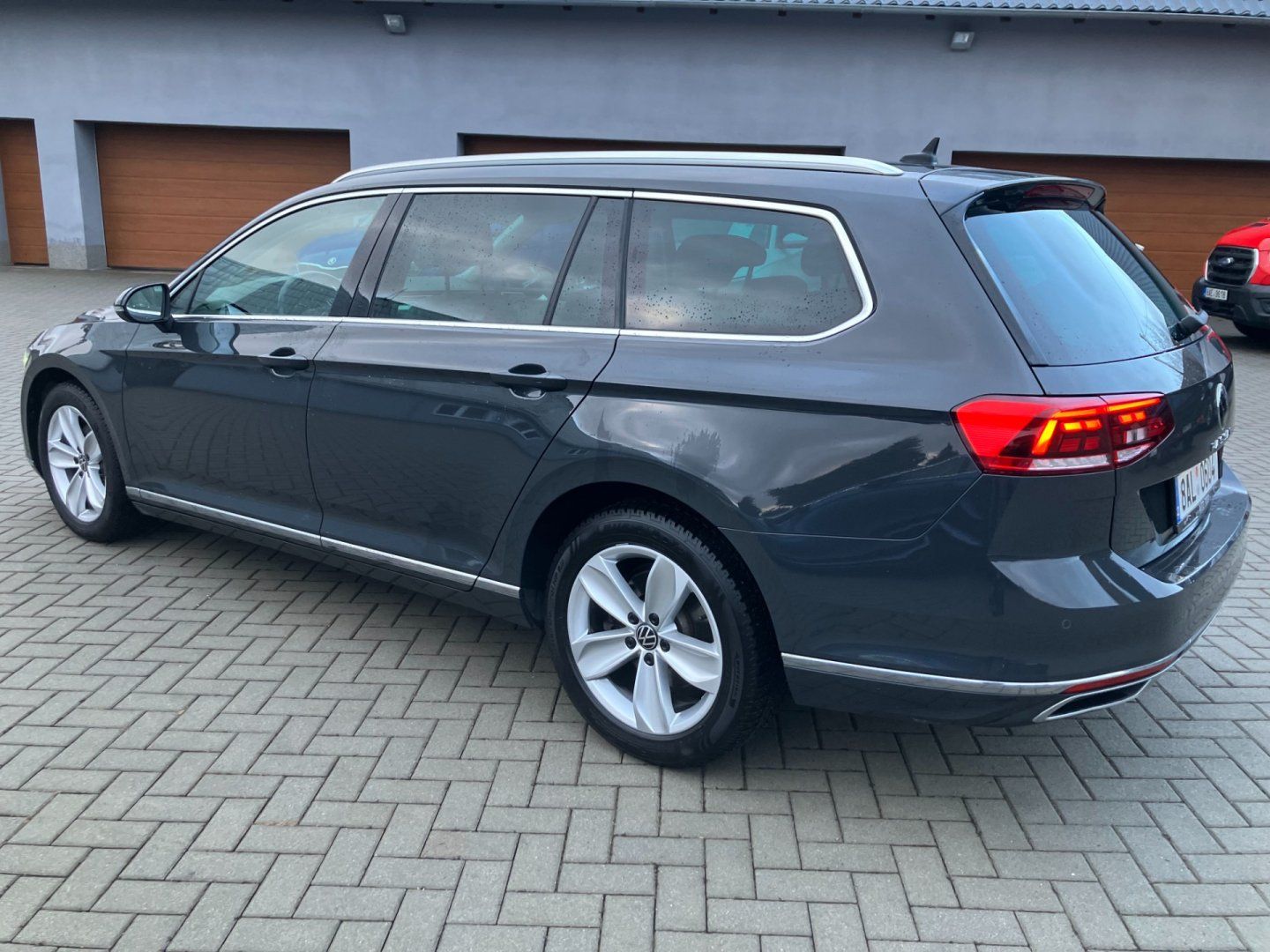 Volkswagen Passat Variant, 2.0TDI 110kW ELEGANCE ALCANTAR - fotka 4