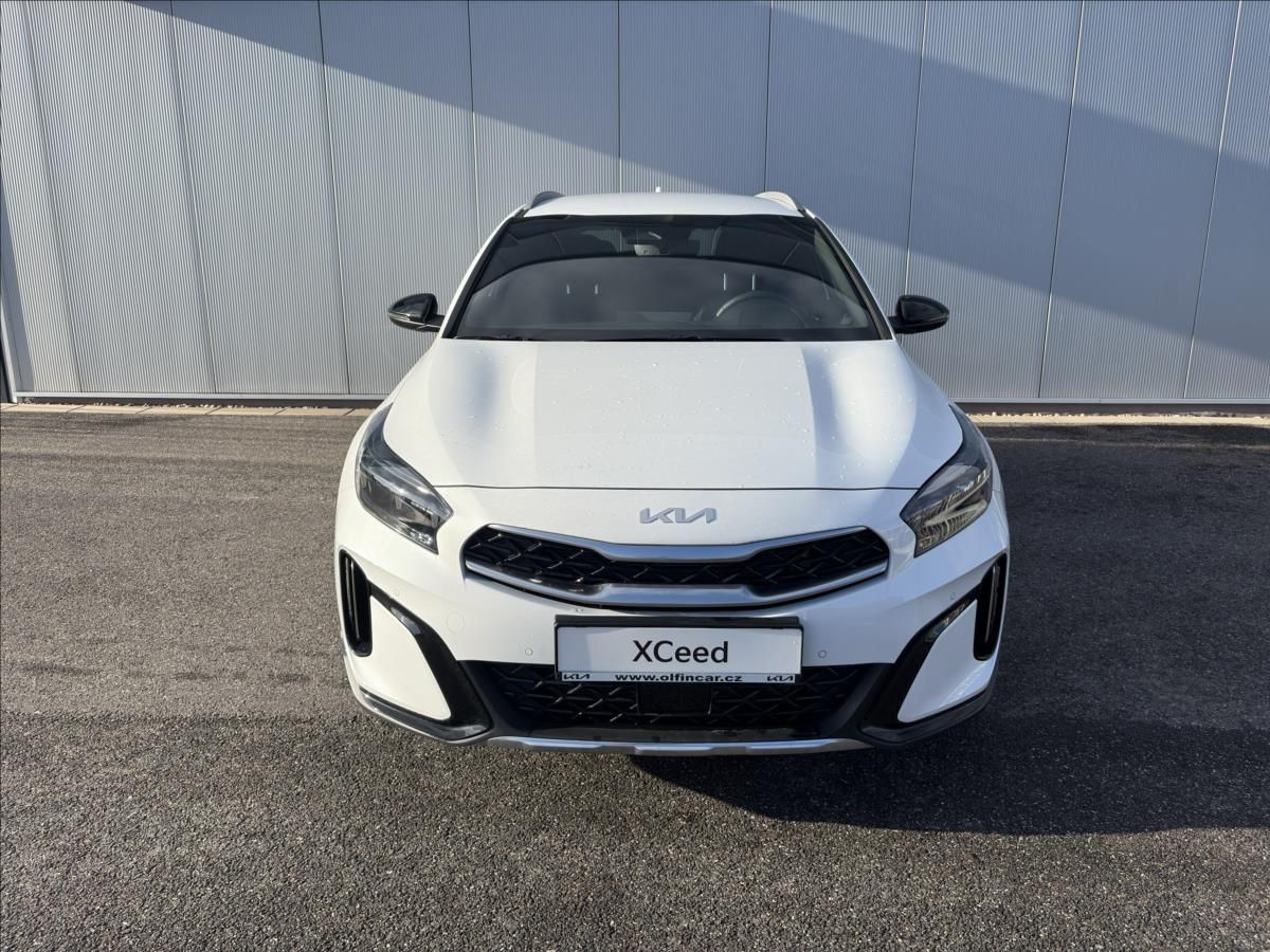 Kia XCee´d, 1,6   7DCT STEEL EDITION 132 K - fotka 2