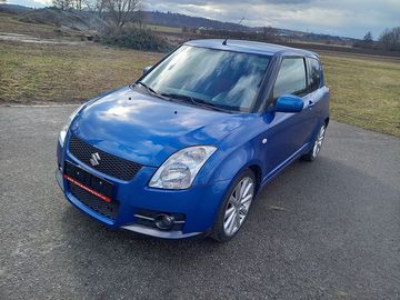 1.6i 92kw klima+Alu.kola