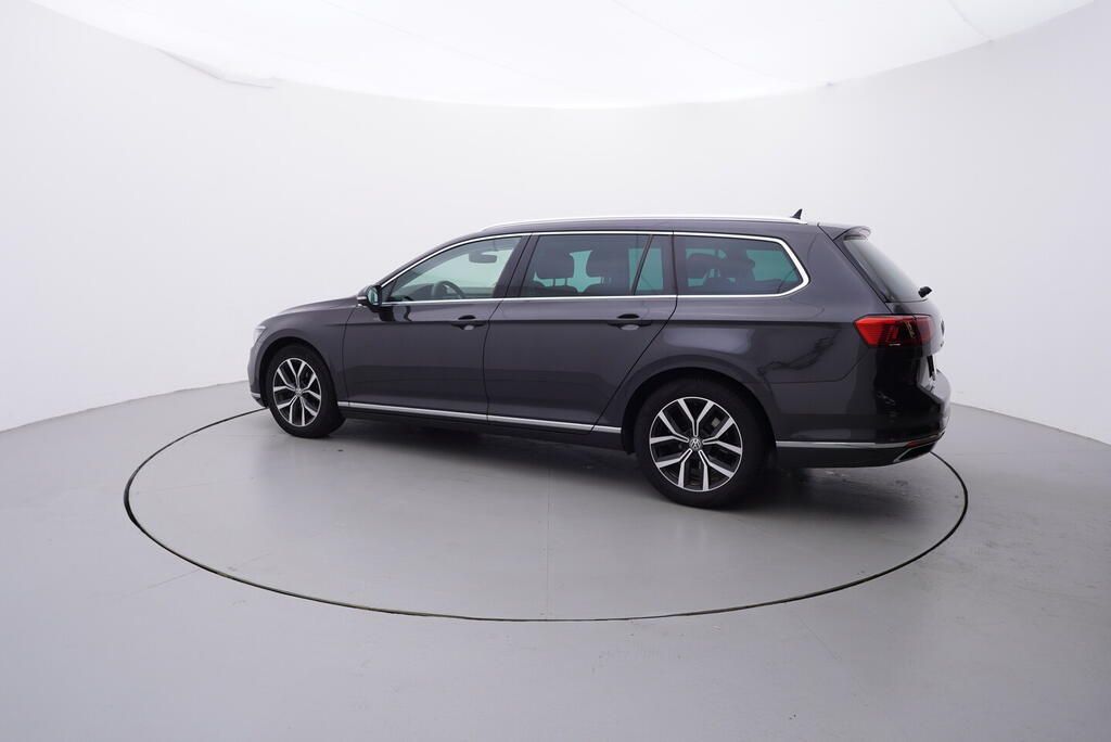 Volkswagen Passat Variant, Elegance 2.0 TDI 110 kW - fotka 3