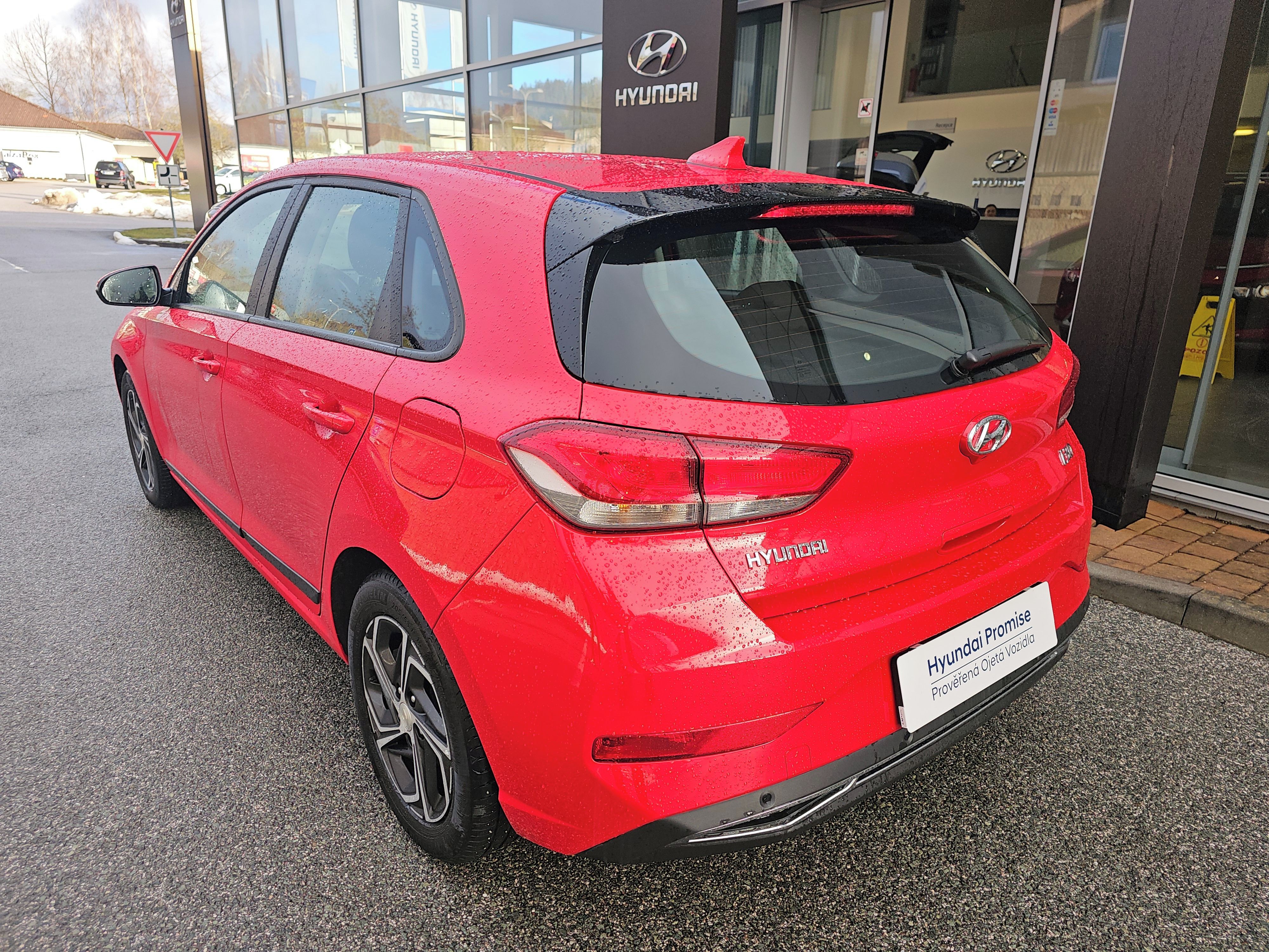 Hyundai i30, 1,5i DPi 81kw,Comfort,taž.z. - fotka 3