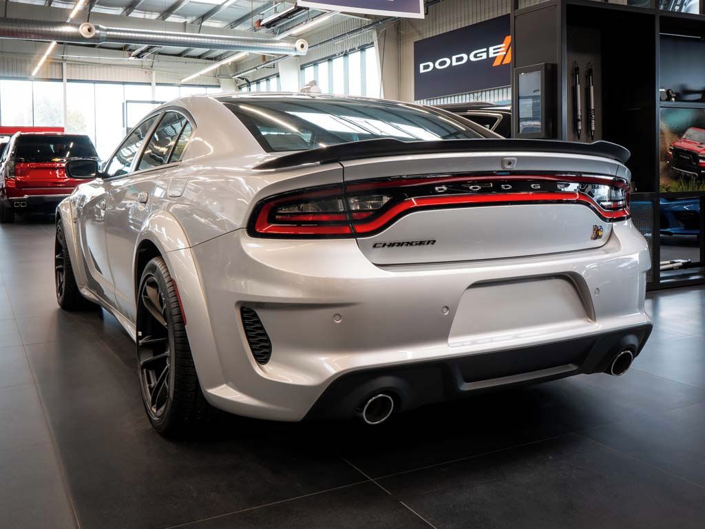Dodge Charger, 6.4 Scat Pack Widebody 6.4 V8 - fotka 3