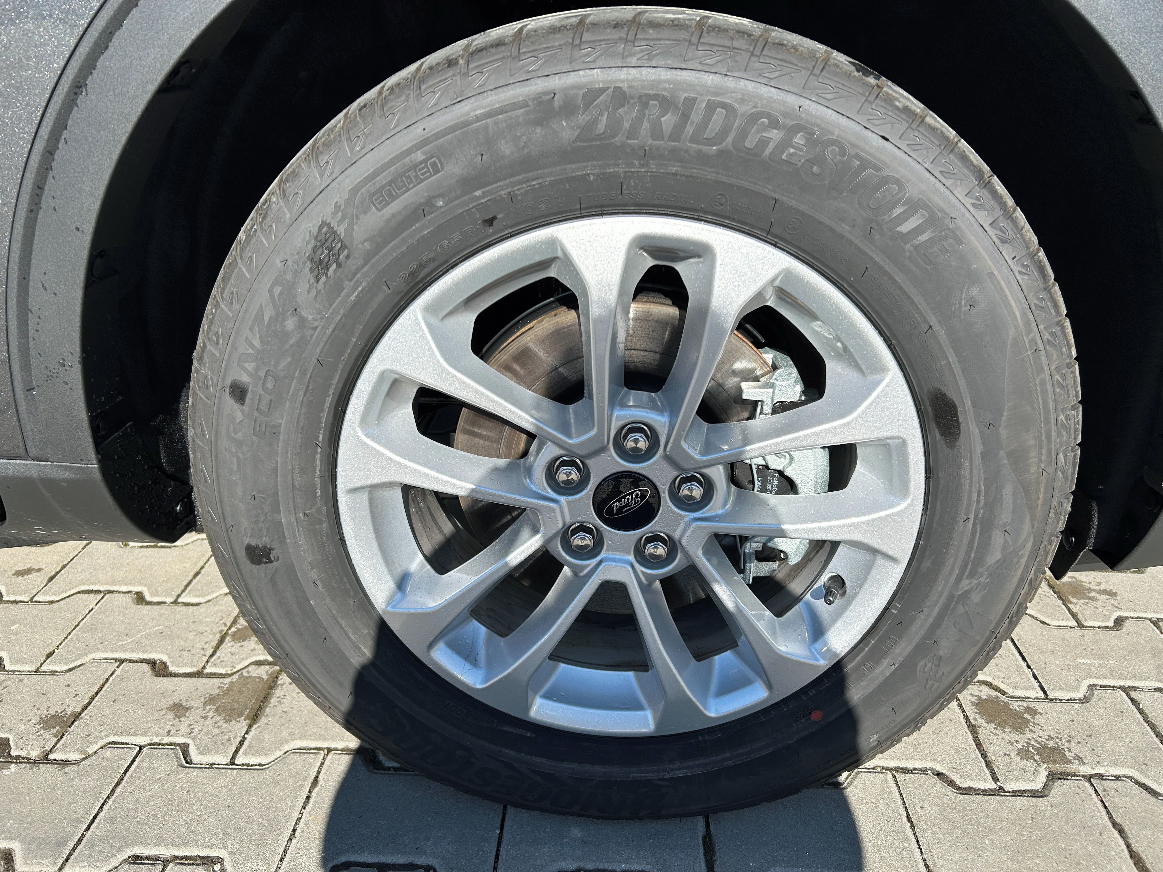 Ford Kuga, 1,5 EcoBoost 137kW Titanium - fotka 4