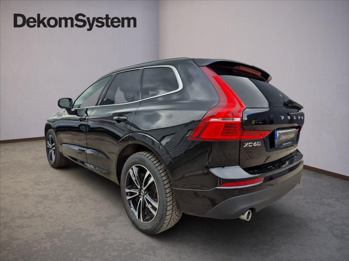 Volvo XC60, 2,0 D3 MOMENTUM+ MAN - fotka 4