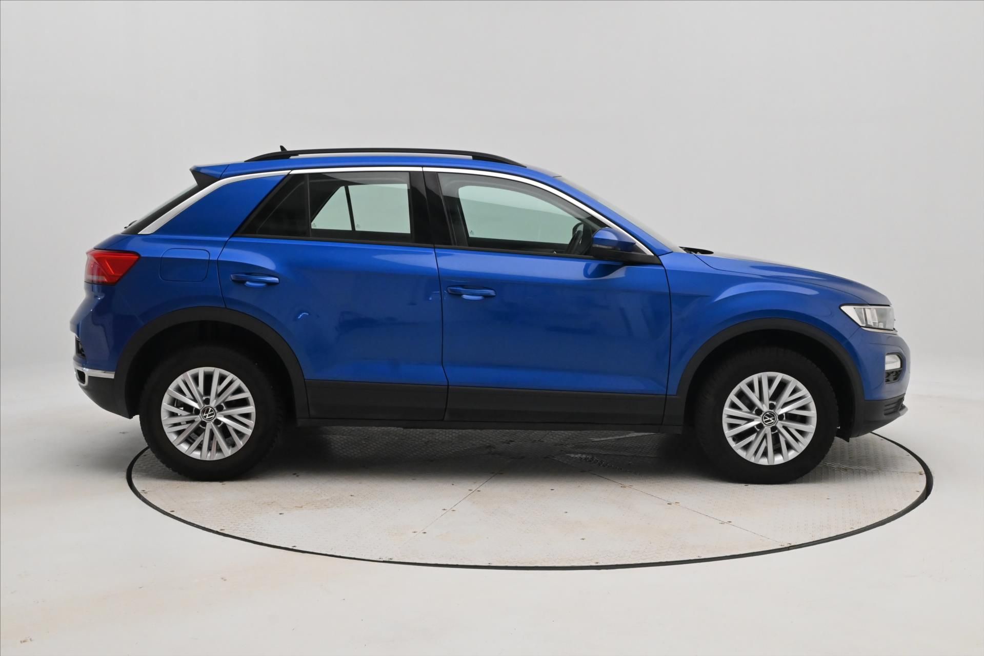 Volkswagen T-Roc, 1,5 TSI 110 kW DSG Navi Záruka - fotka 4