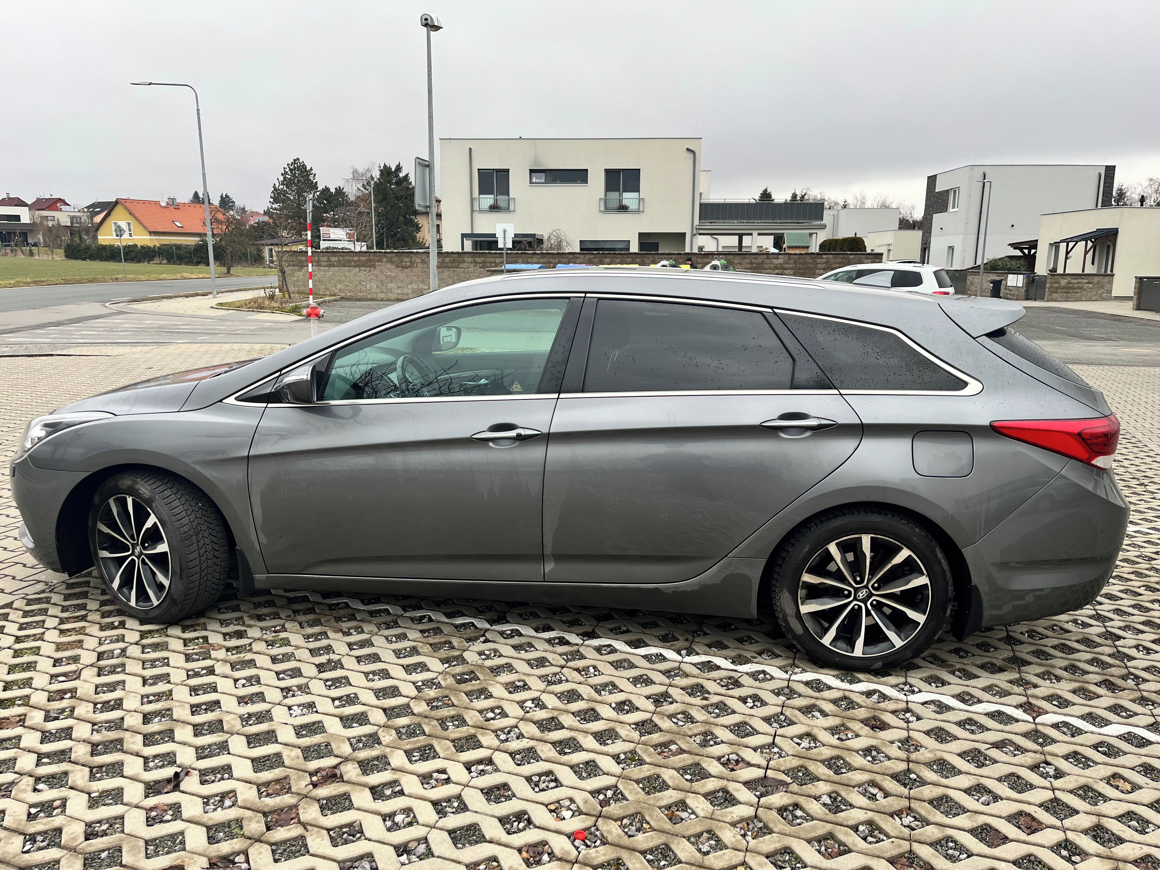 Hyundai i40, 1,7 AUTOMAT,START STOP, - fotka 4