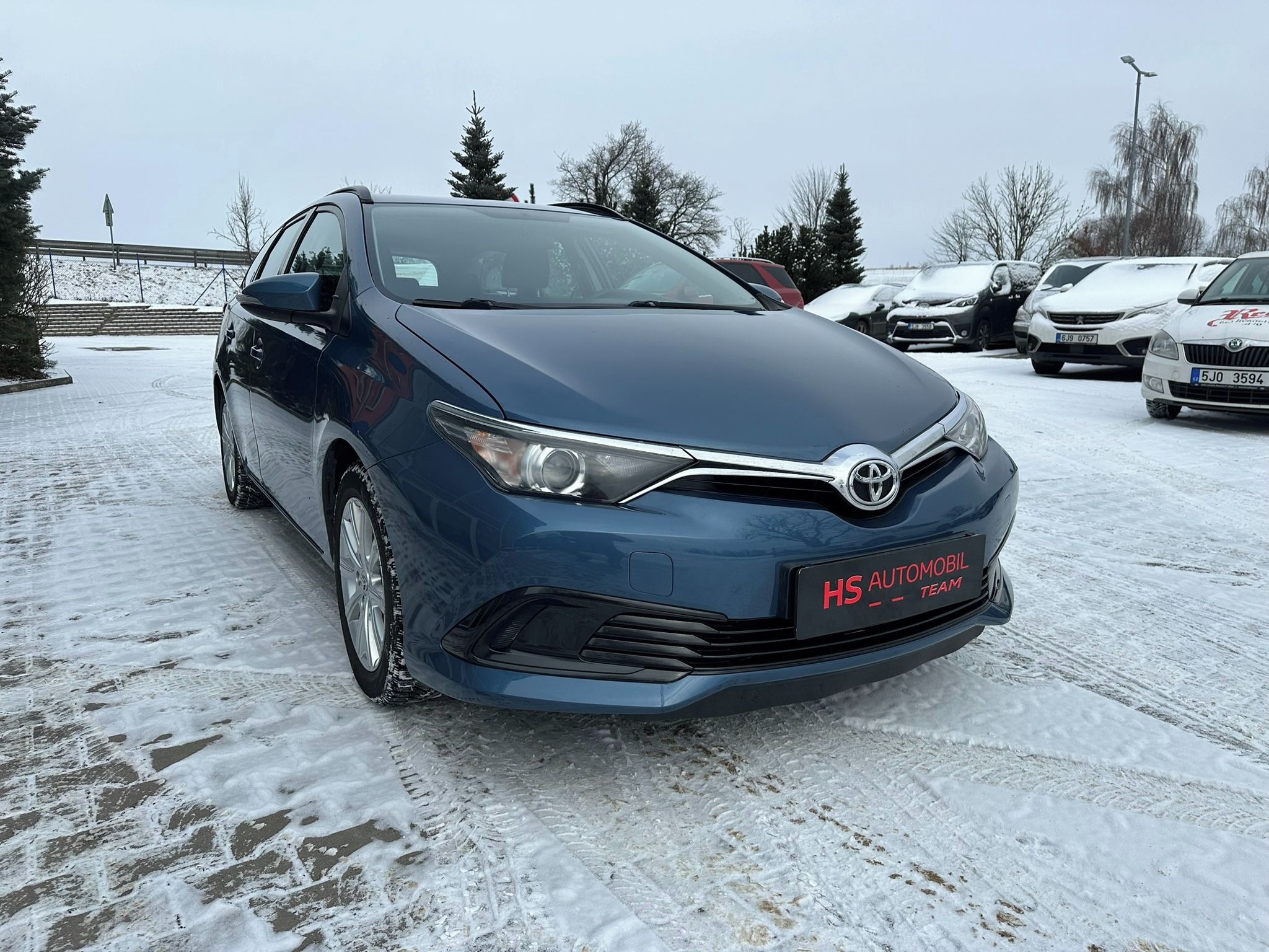Toyota Auris, Kombi 1,33i 73 kW - fotka 4