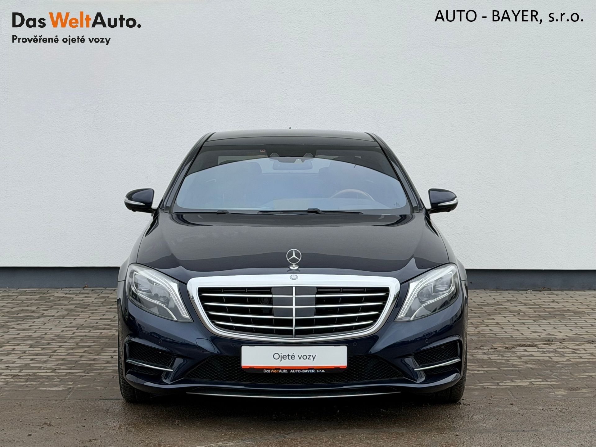 Mercedes-Benz Třídy S, L V8 4MATIC - fotka 4