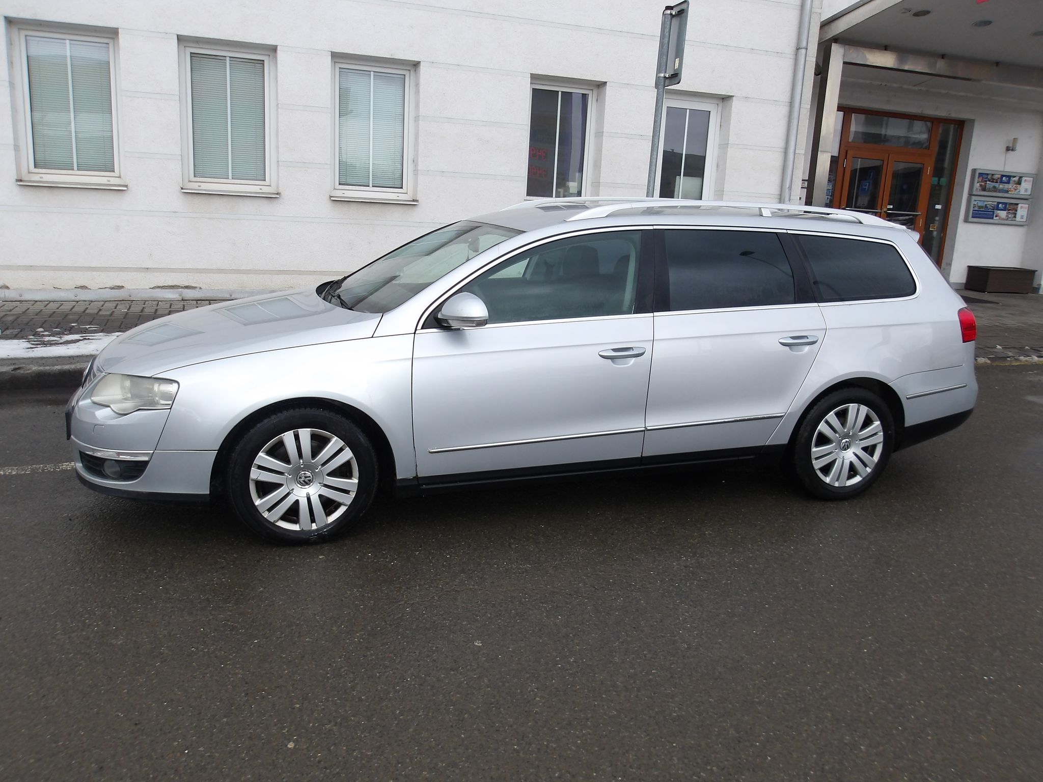 Volkswagen Passat, 2,0TDi 125kW Na OPRAVU !!! - fotka 2