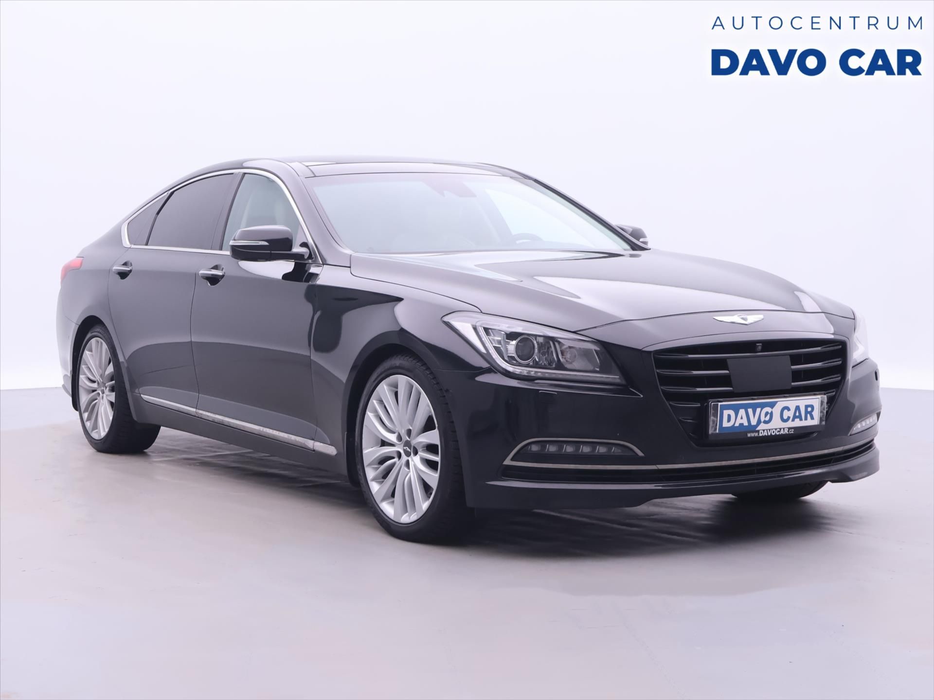 Hyundai Genesis, 3,8 V6 232kW Exclusive 4x4 CZ