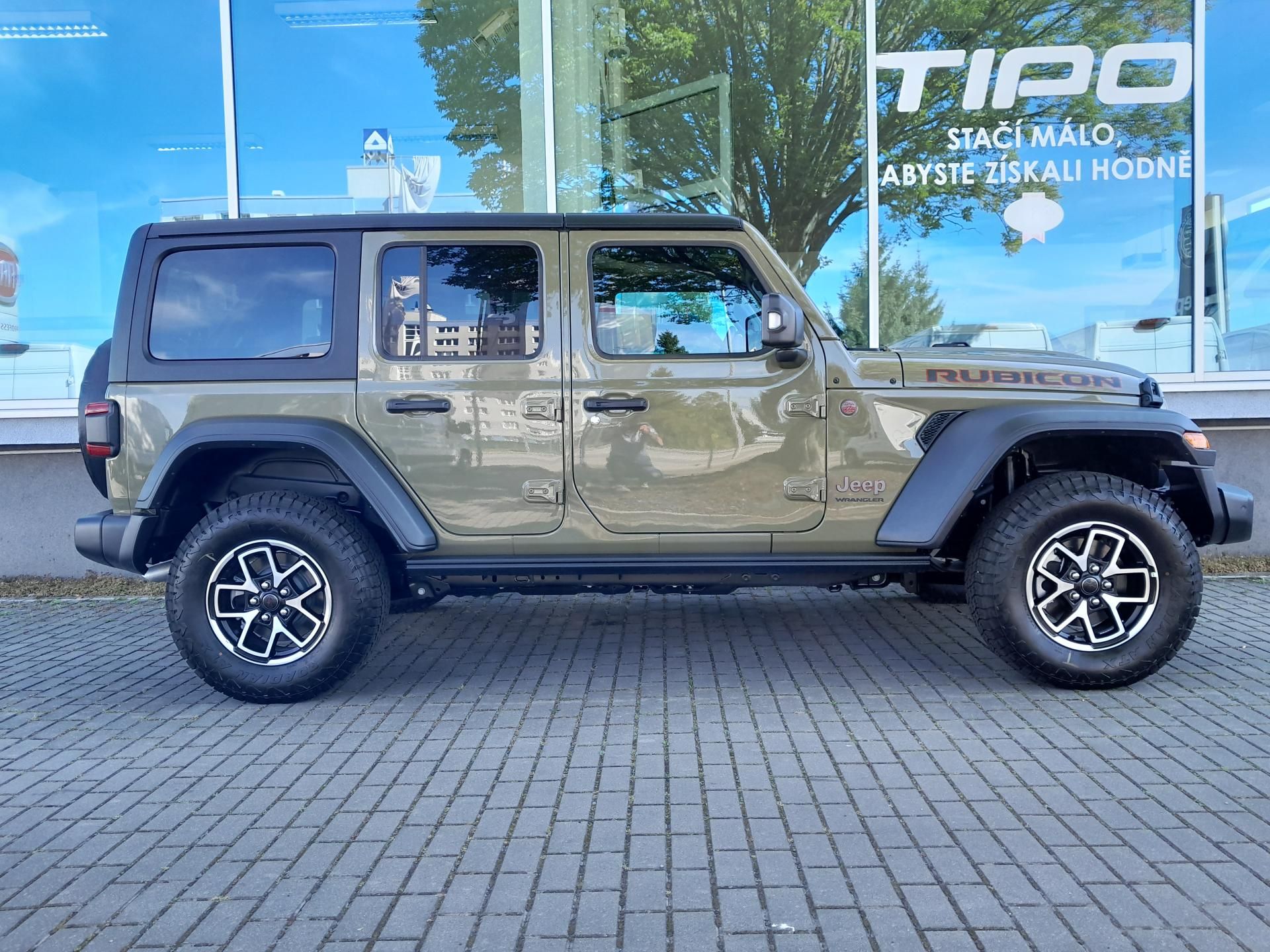 Jeep Wrangler, Unlimited 2,0T  Rubicon ČR - fotka 5