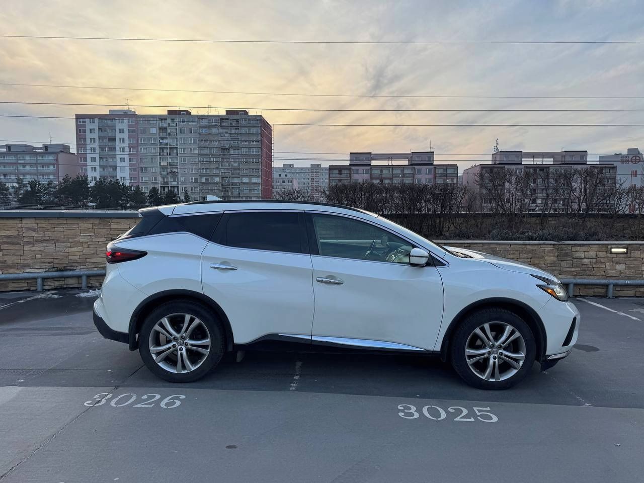 Nissan Murano, Exkluzivní auto Z52 Facelift - fotka 3