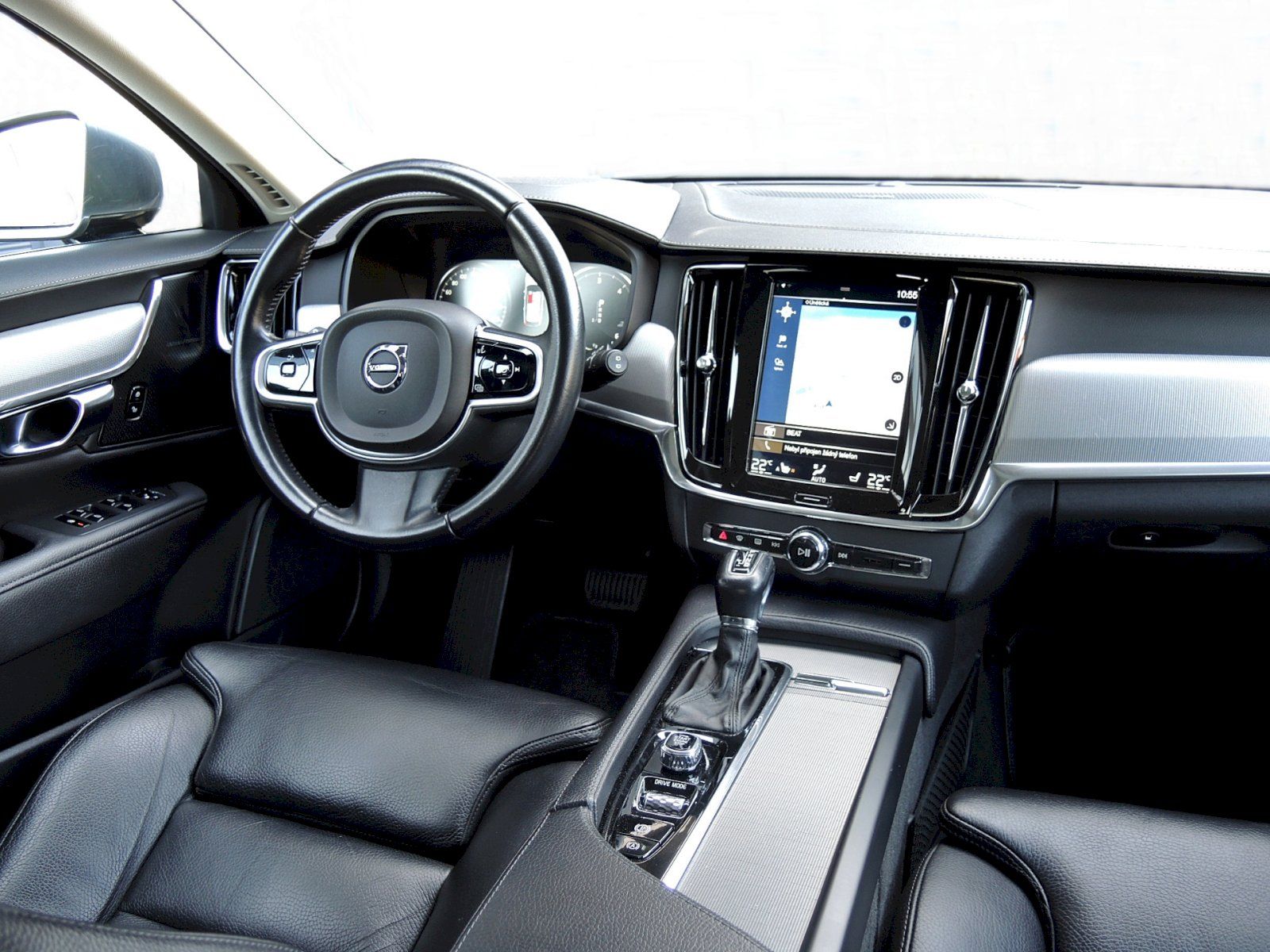 Volvo V90, D5 2.0 173kW AWD Inscription * - fotka 5