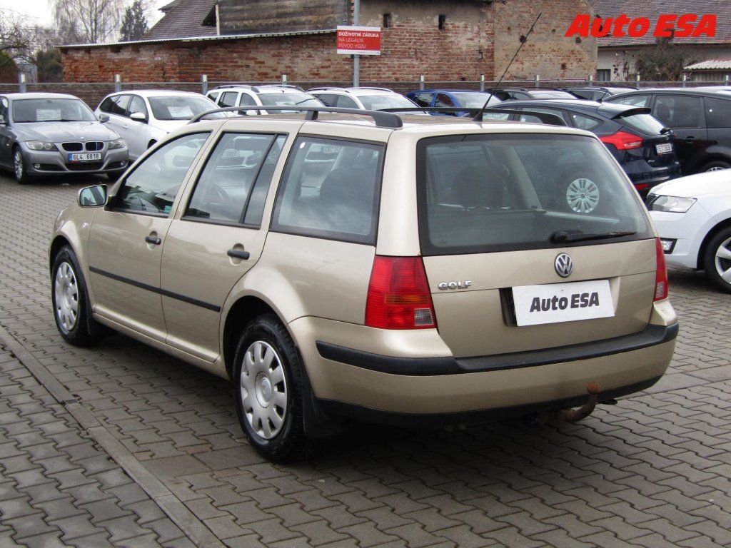 Volkswagen Golf, 1.6 16V,ČR,AC,tažné - fotka 6
